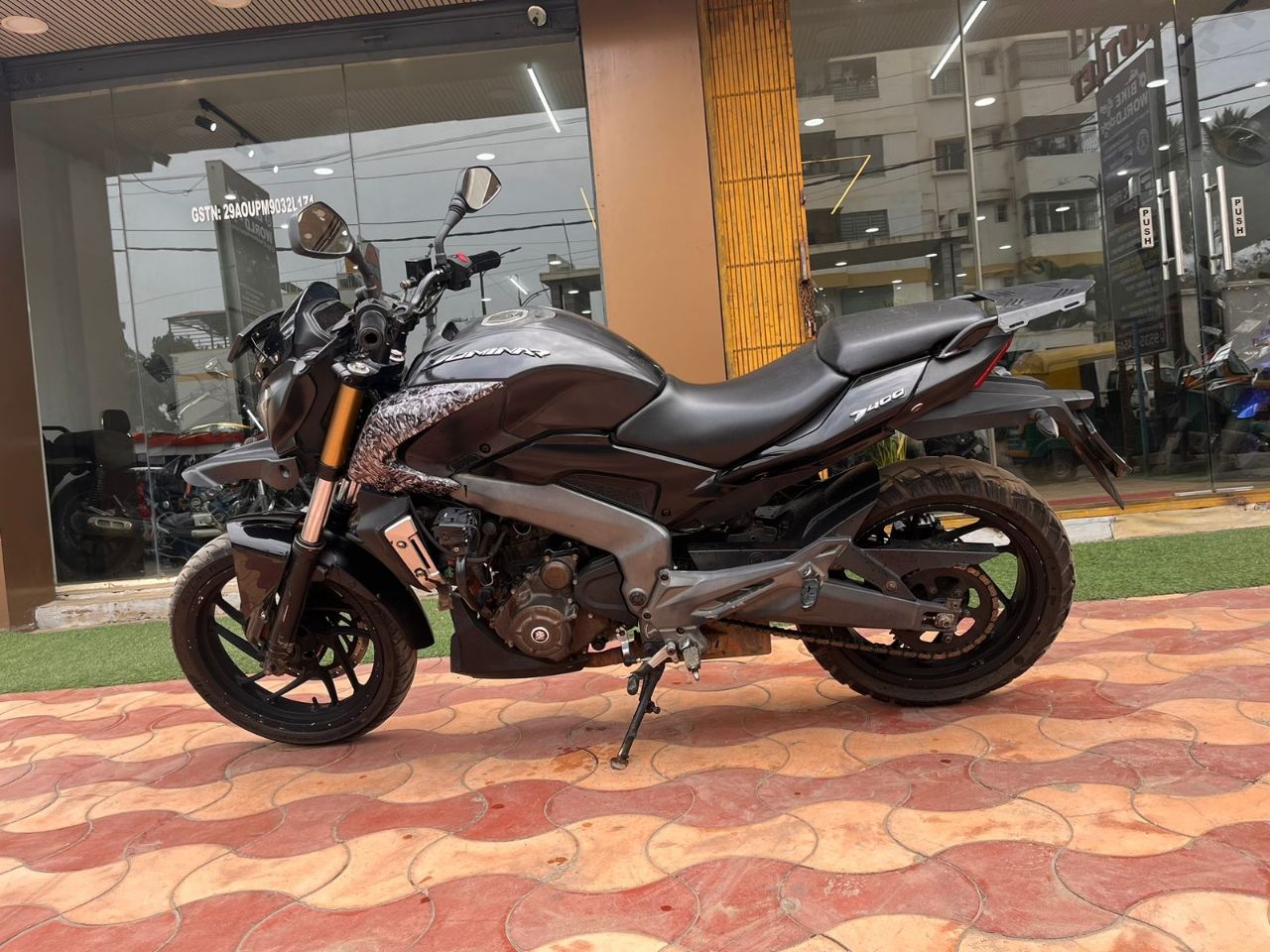 Dominar D400/2017 Model view 5