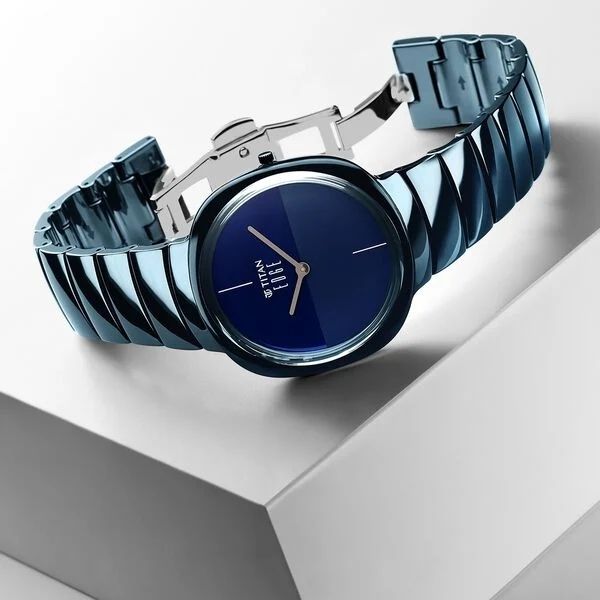 Titan Edge 1841QC04 view 2