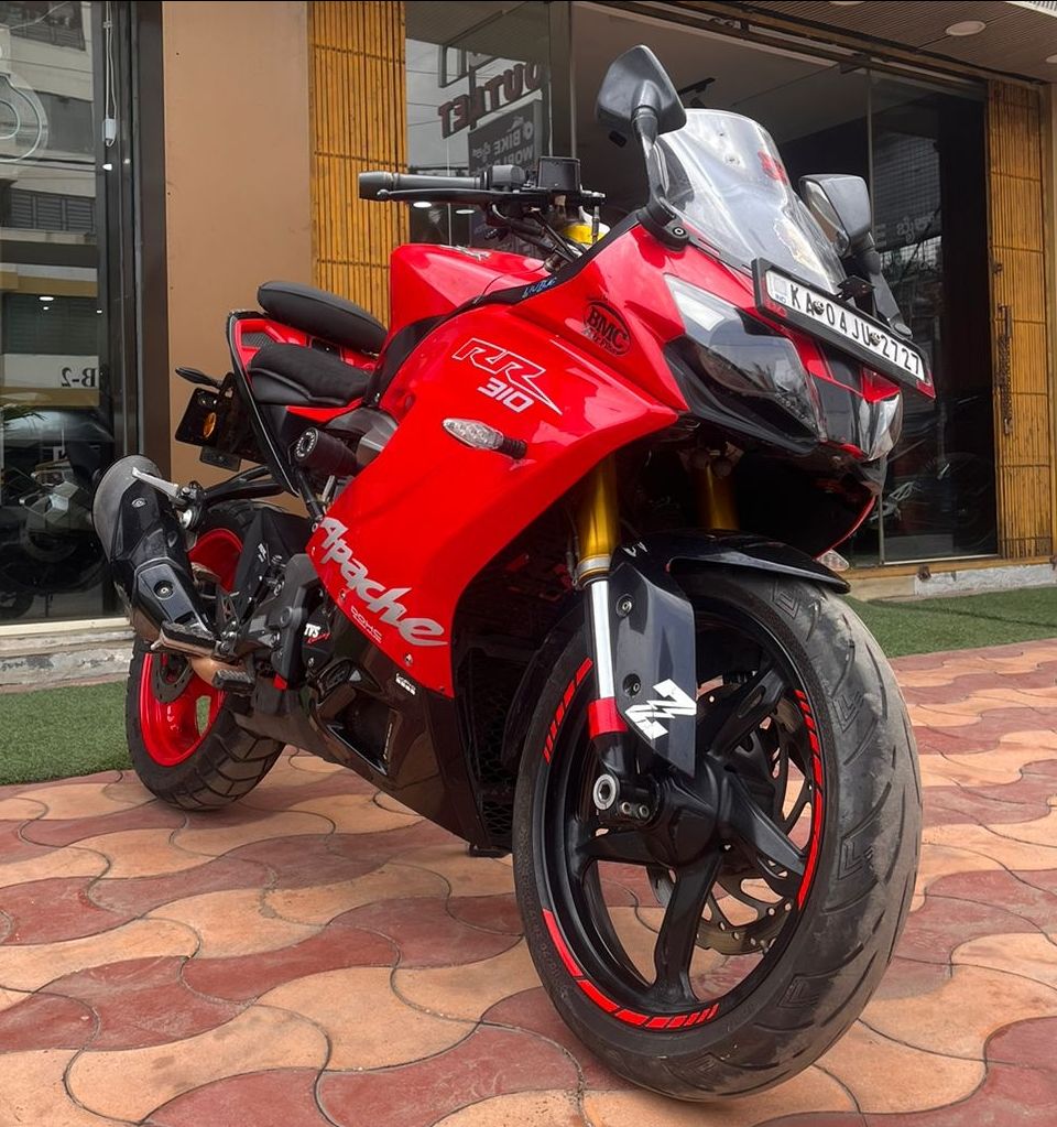 Tvs Apache RR 310