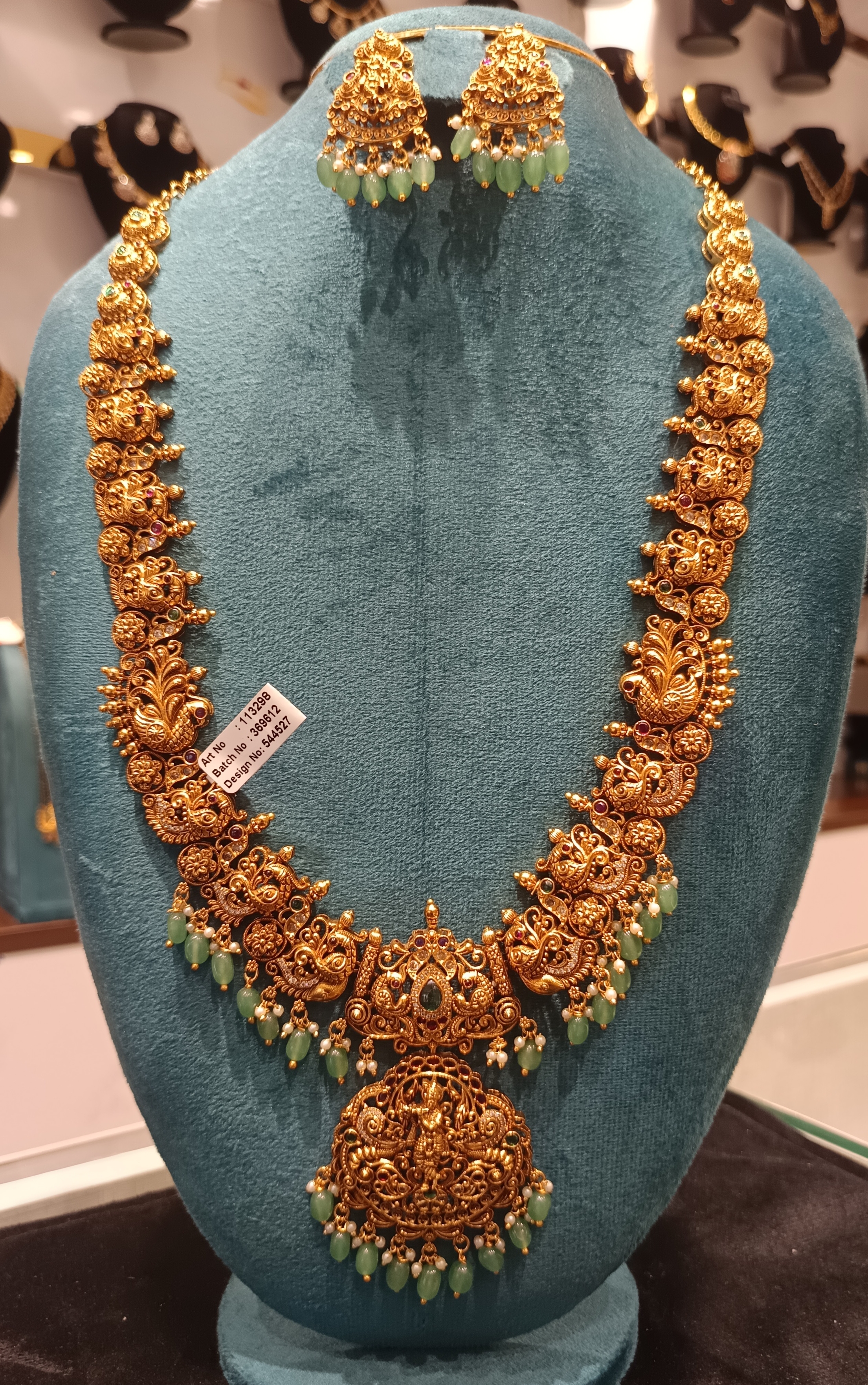 Traditional Gold Necklace Set - Long Hara view 2