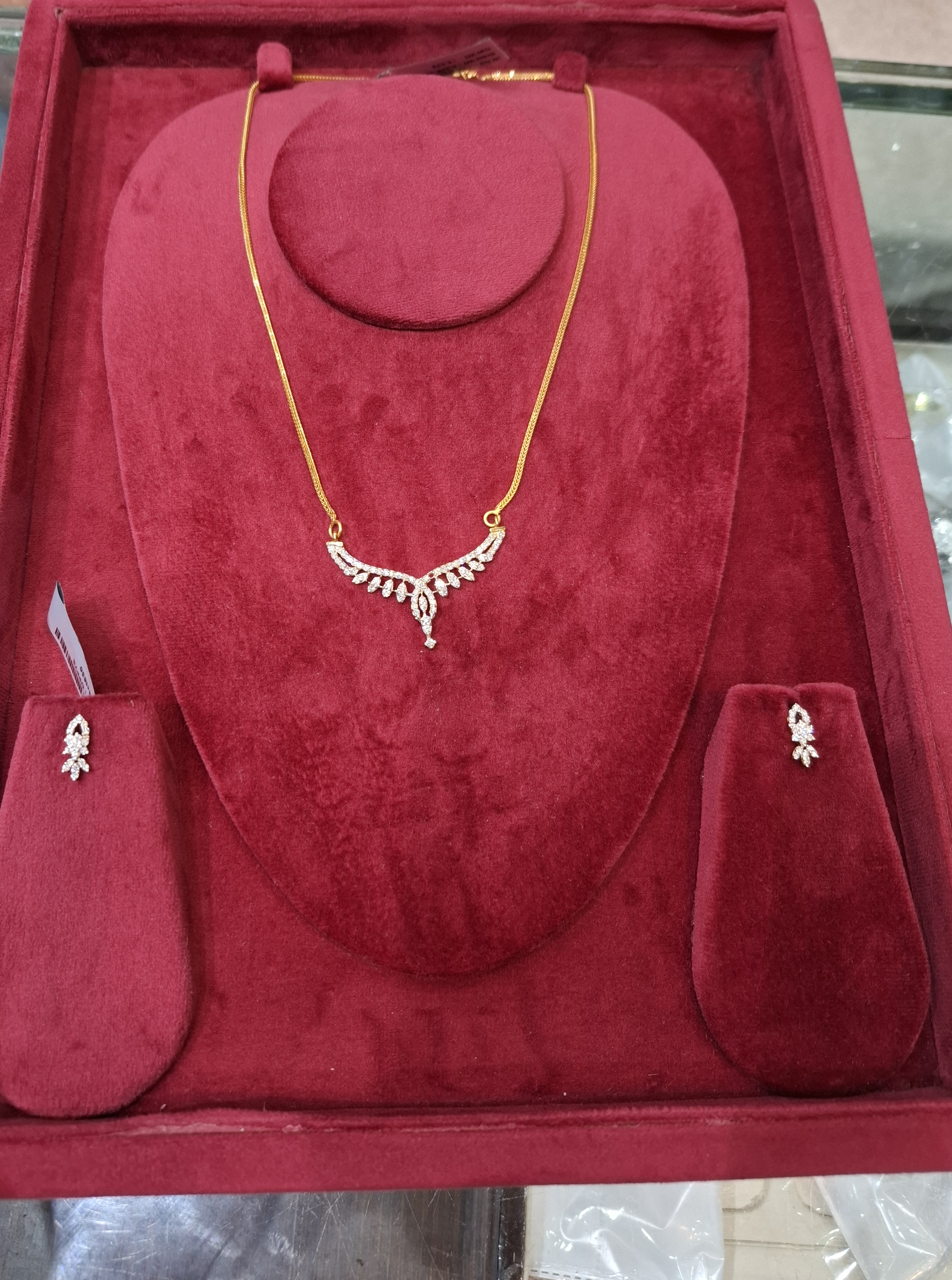 Diamond Necklace Set view 2