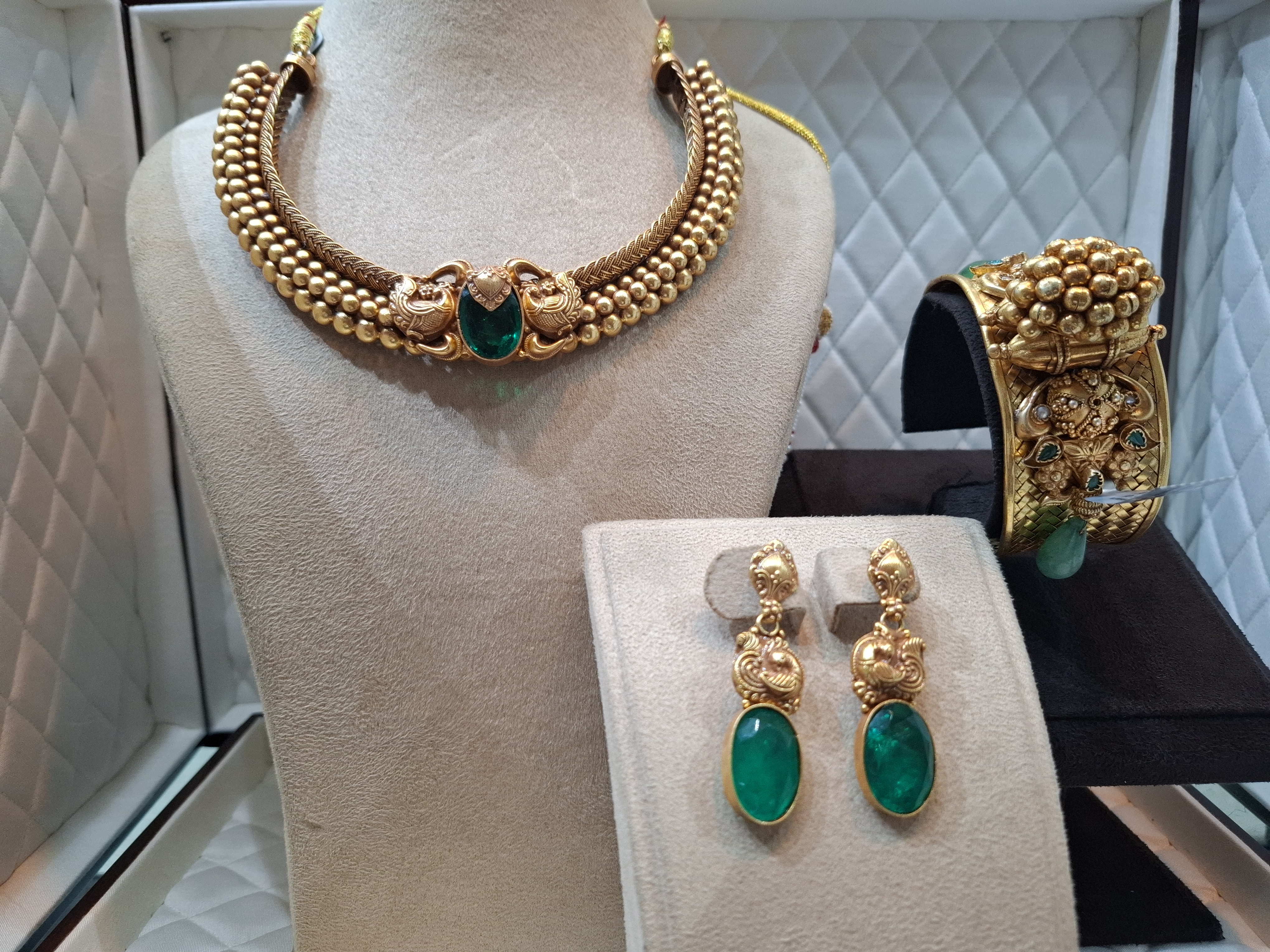 925 Silver Gold Plated  Emerald Jewelry Set view 2