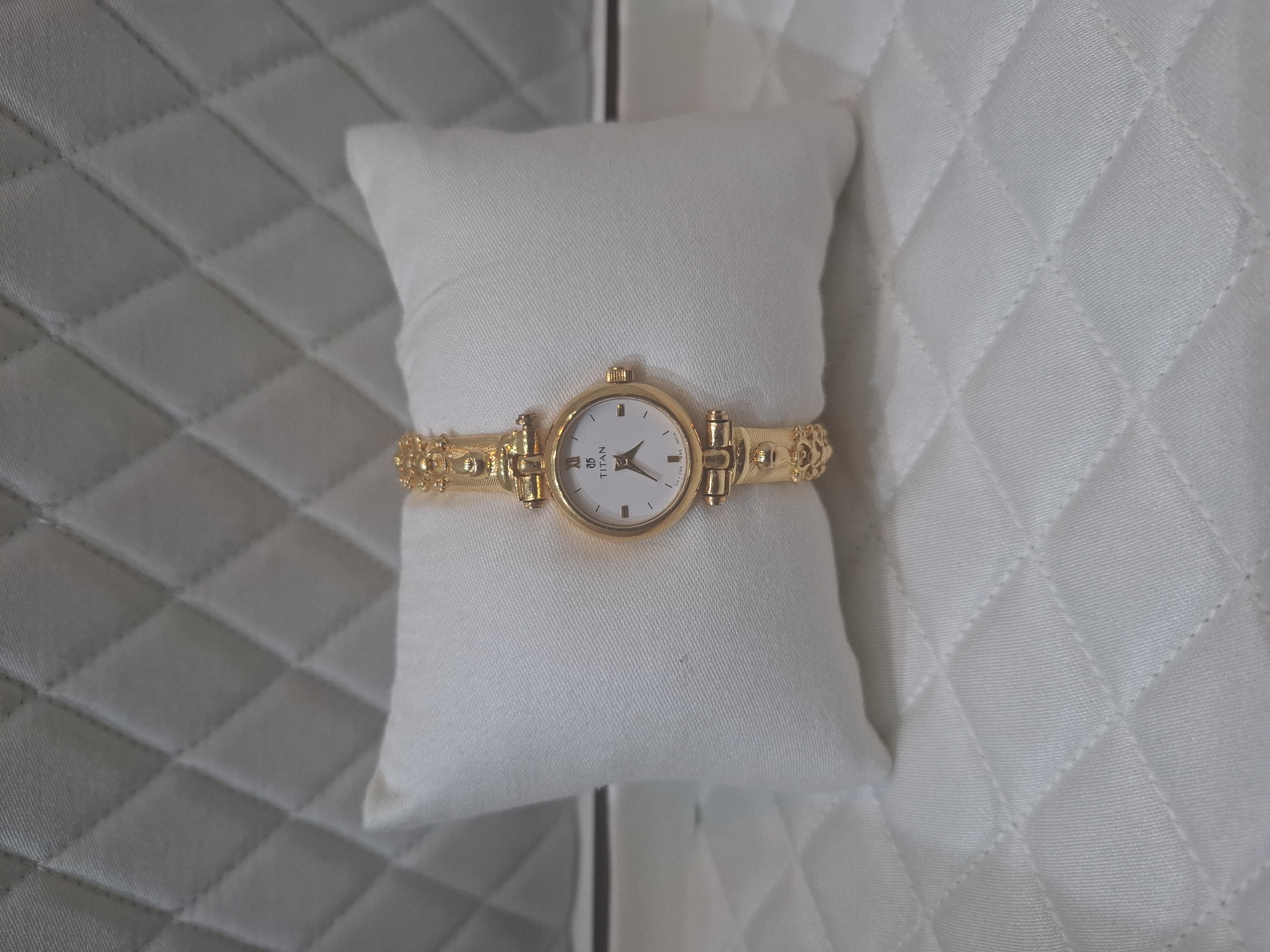 Titan Gold Watch view 2