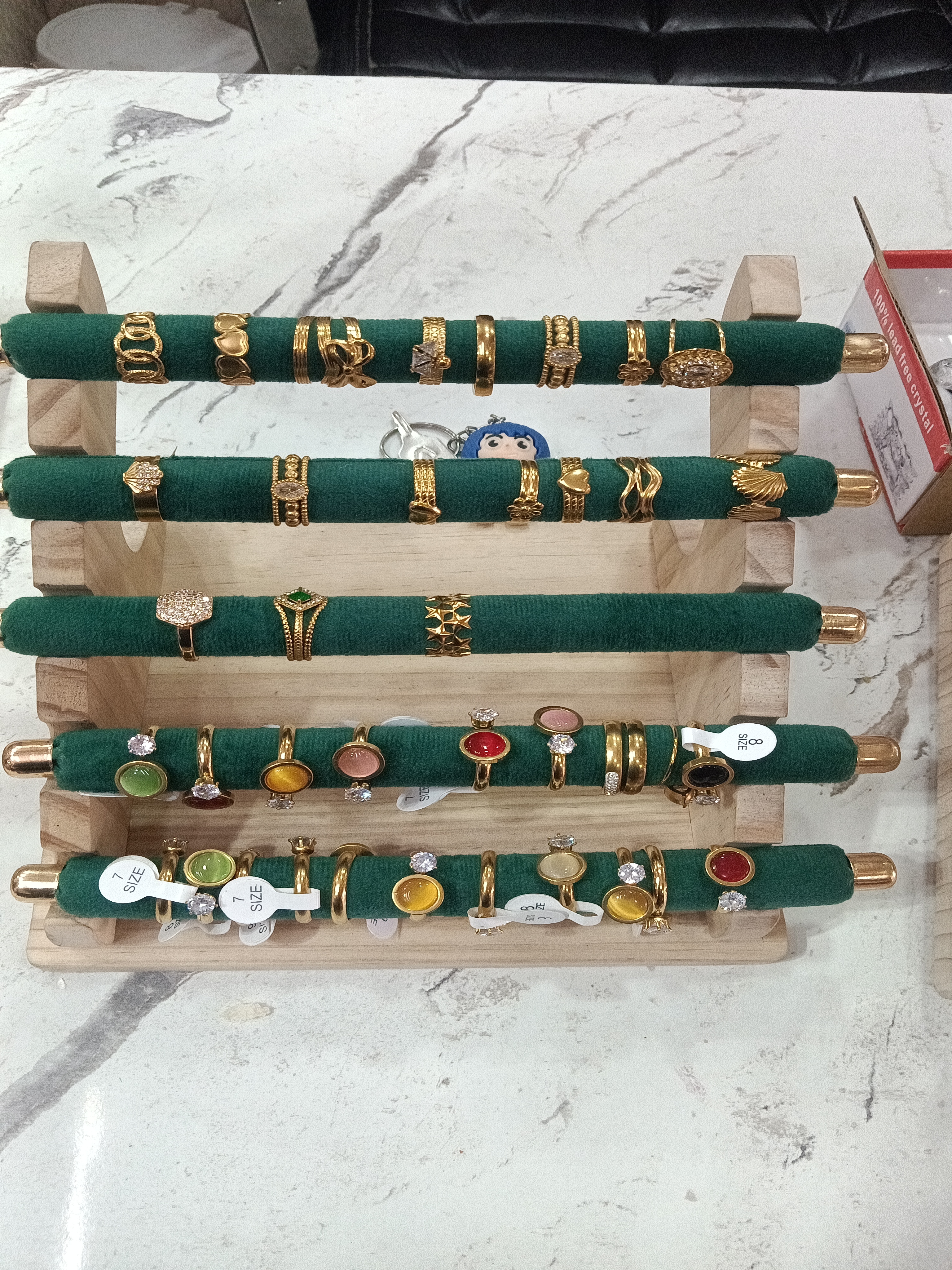 Elegant Gold Rings view 2