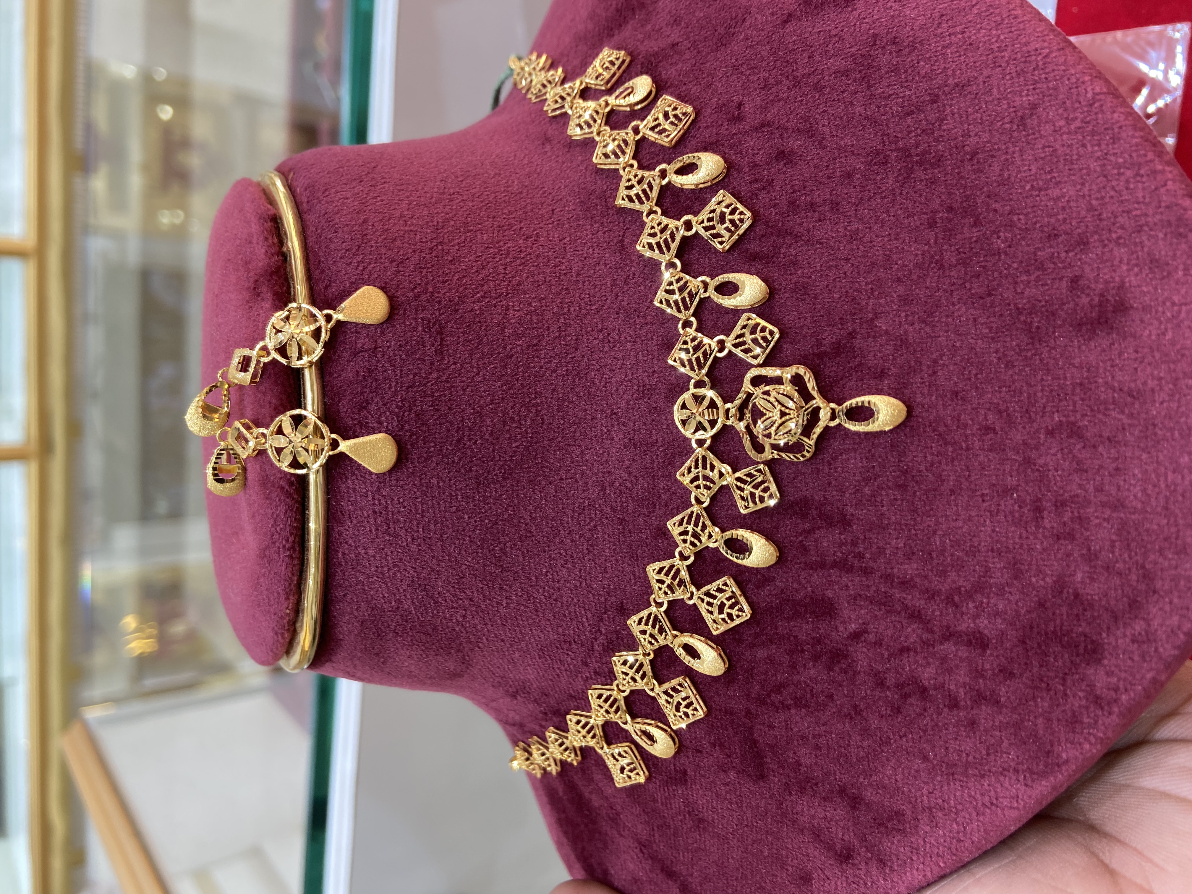 Gold Necklace and Earring Set Turkish view 2