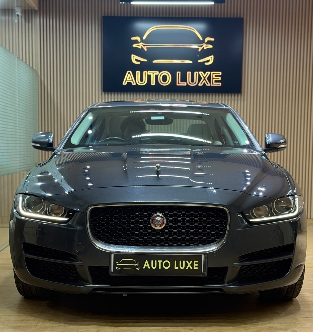 Jaguar xe 2019
Km.42000