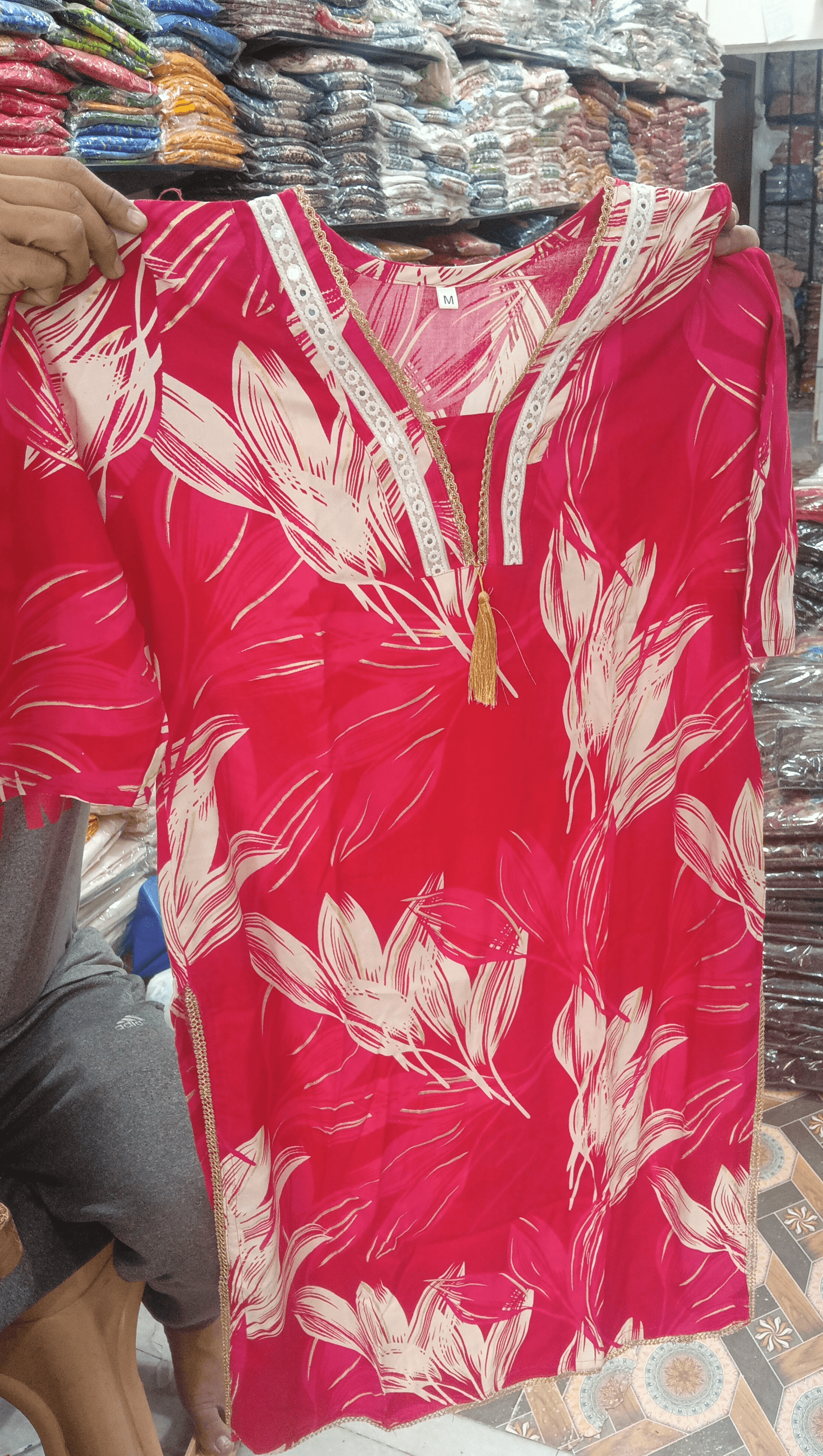 Floral Print Tunic. view 2