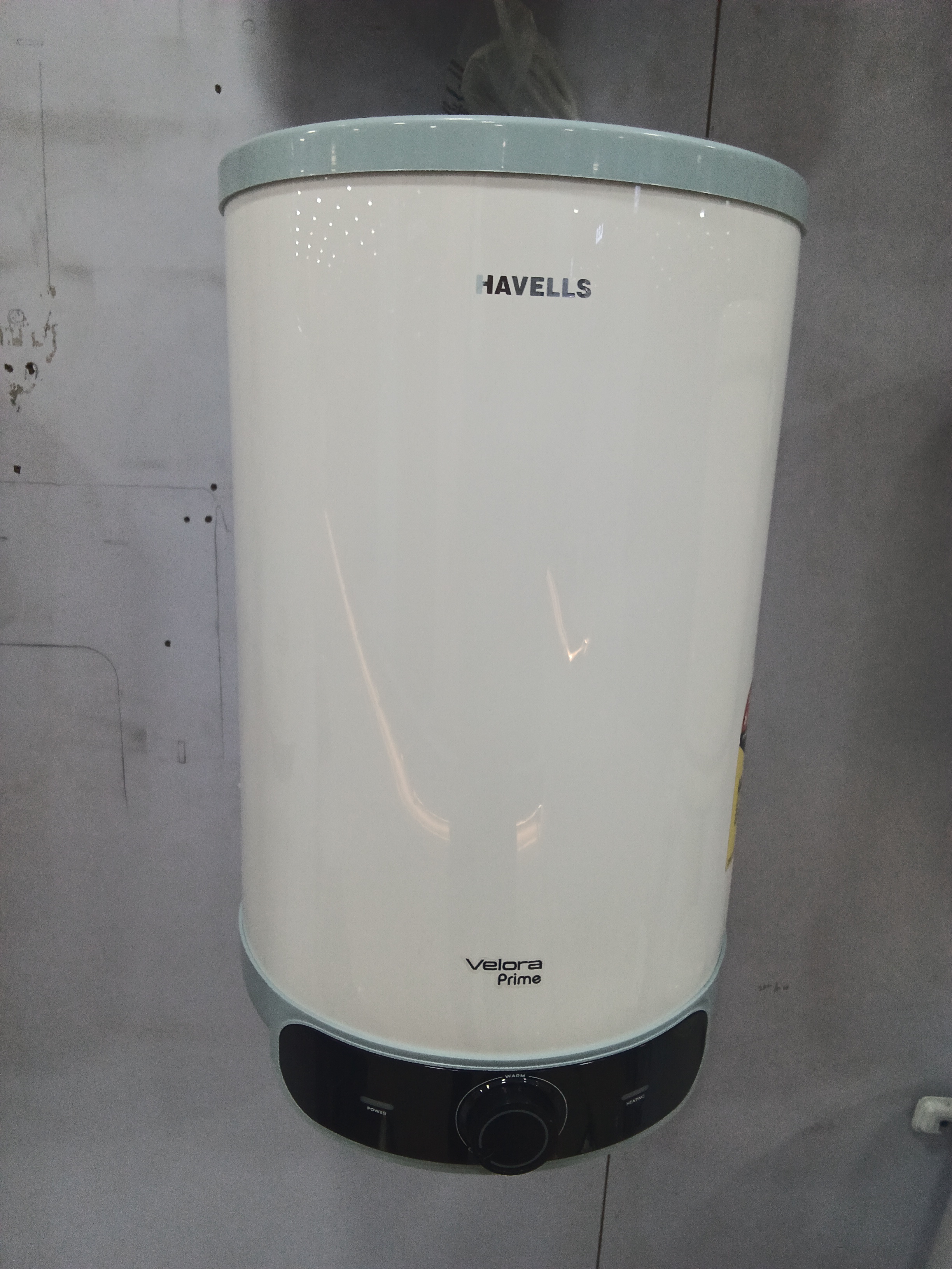 Havells Velora Prime Water Heater view 2