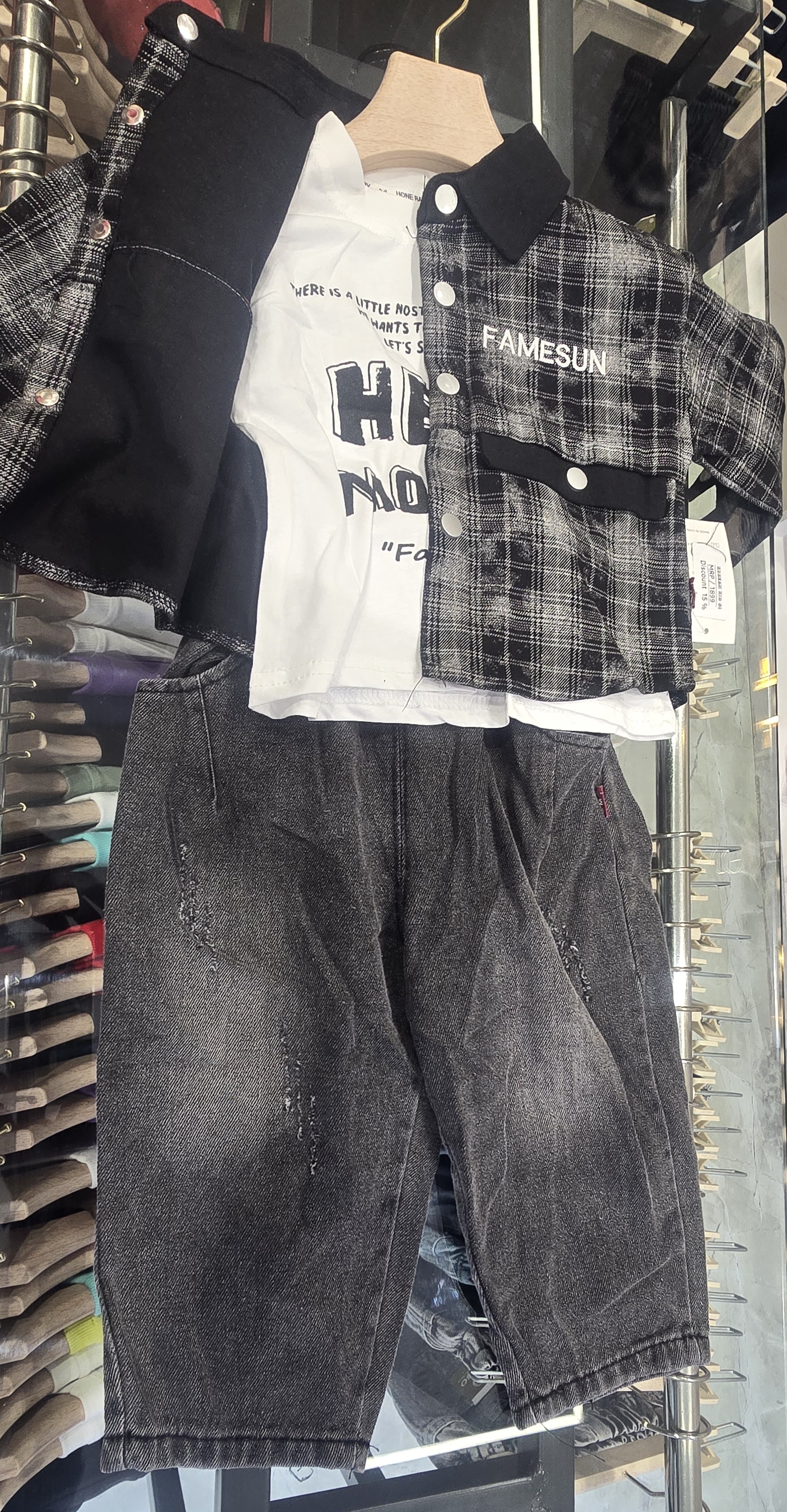 FameSun Kids Outfit view 2