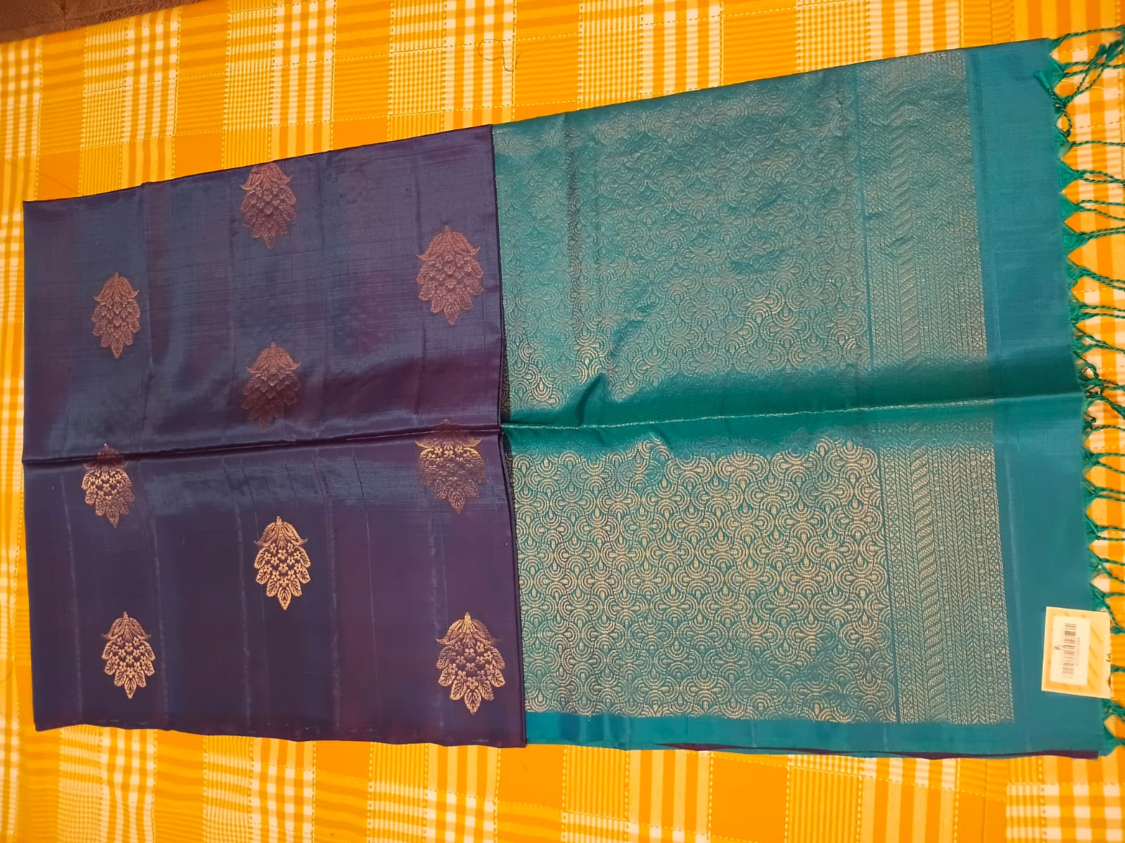 Pure Silk Saree 100 view 2