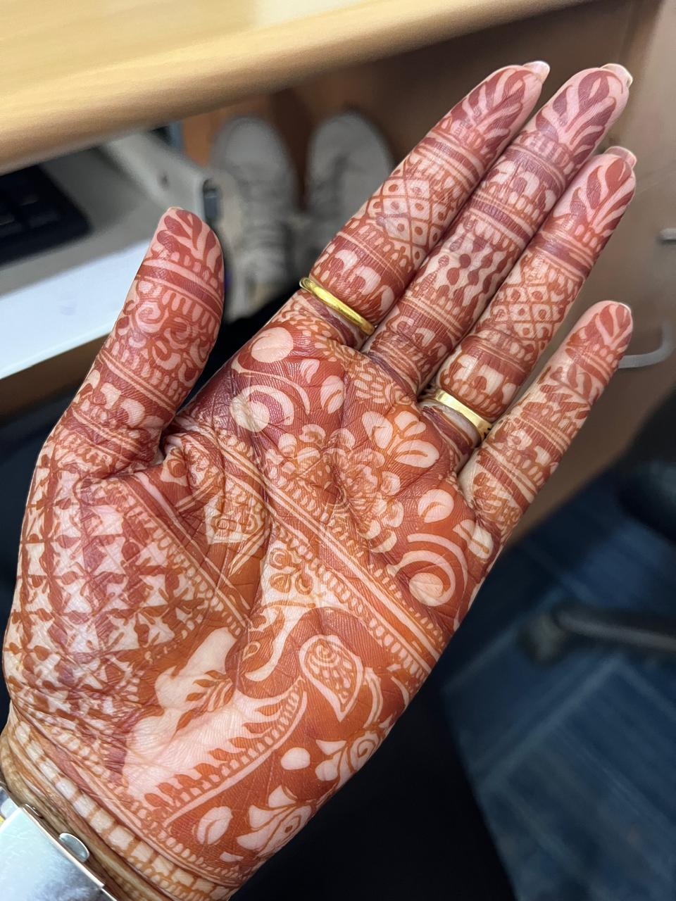 Intricate Bridal Henna view 2