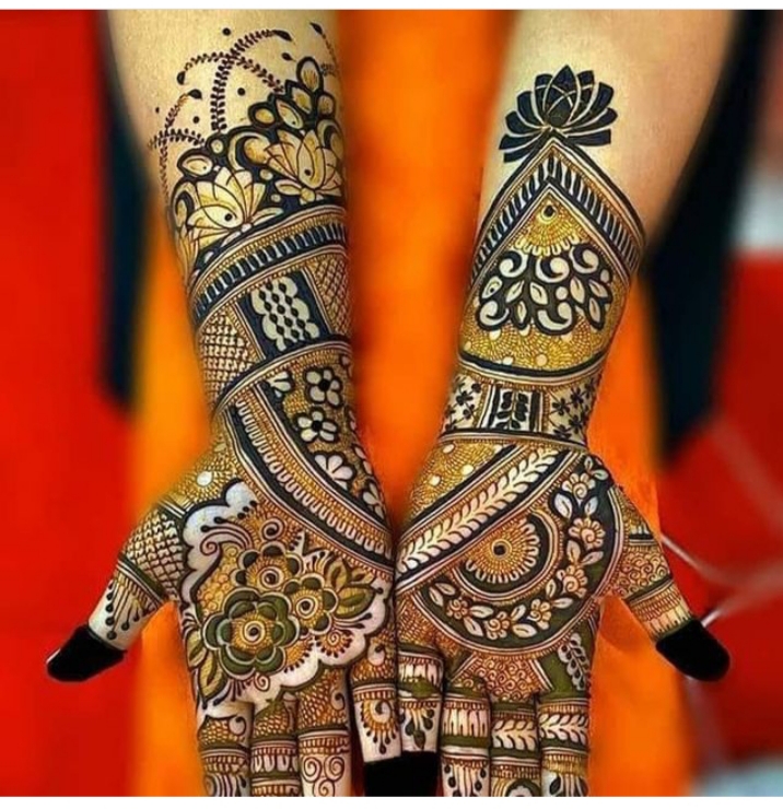 Artistic Bridal Mehndi view 2