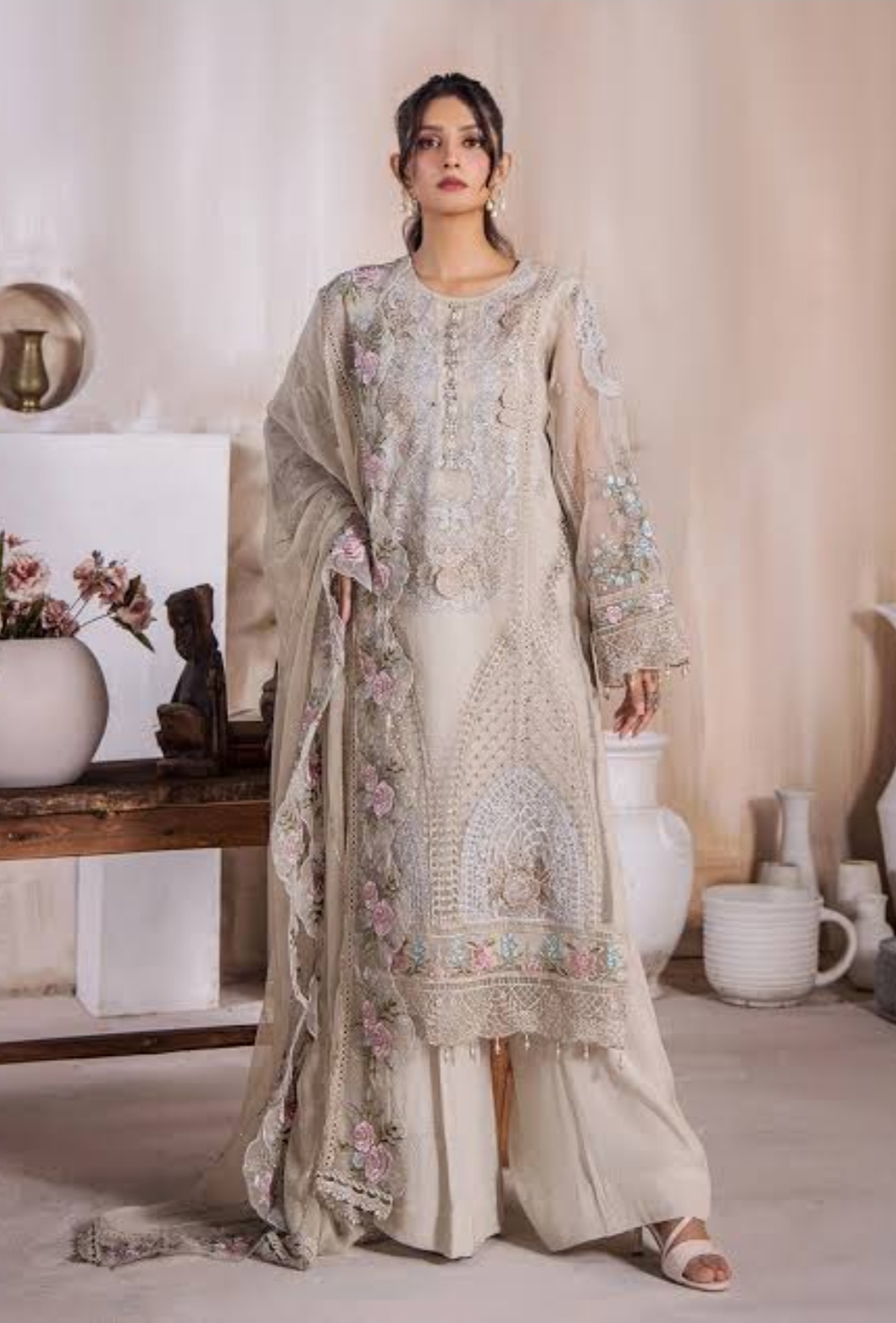 RIWAYAT Embroidered Organza Ready To Wear Dusty Golden / DF0006 view 5