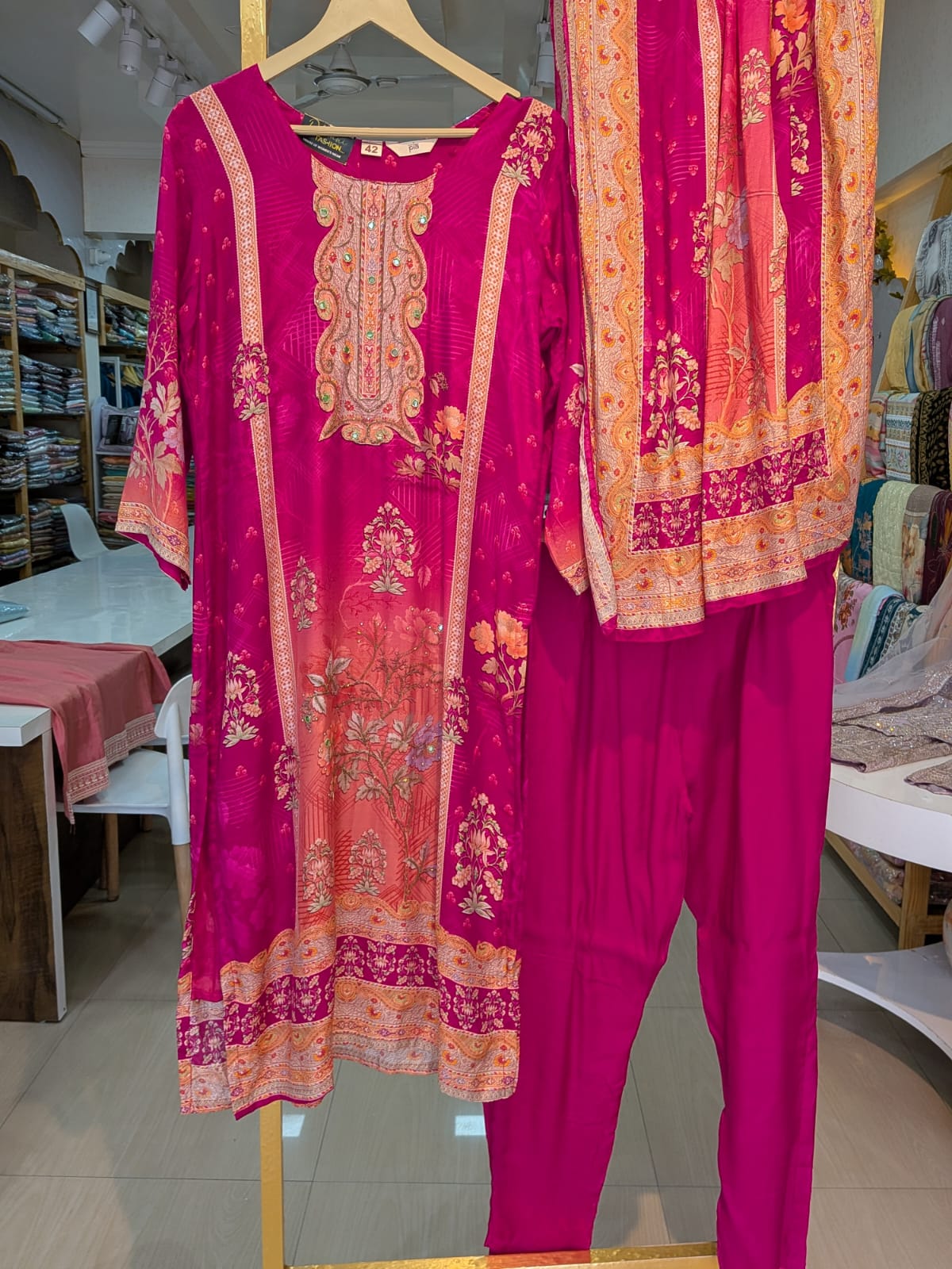 Embroidered Cotton  Muslin Silk Stitched Suit - Rani  / HC002147 view 6