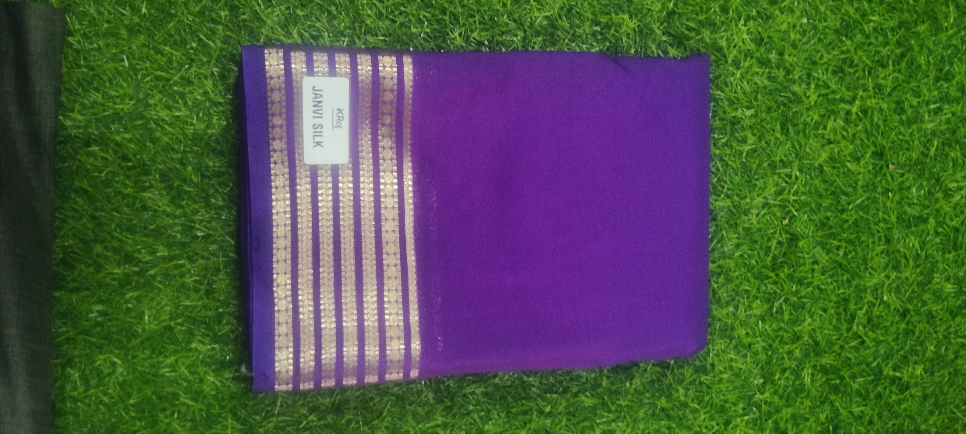Janvi Silk Saree view 2