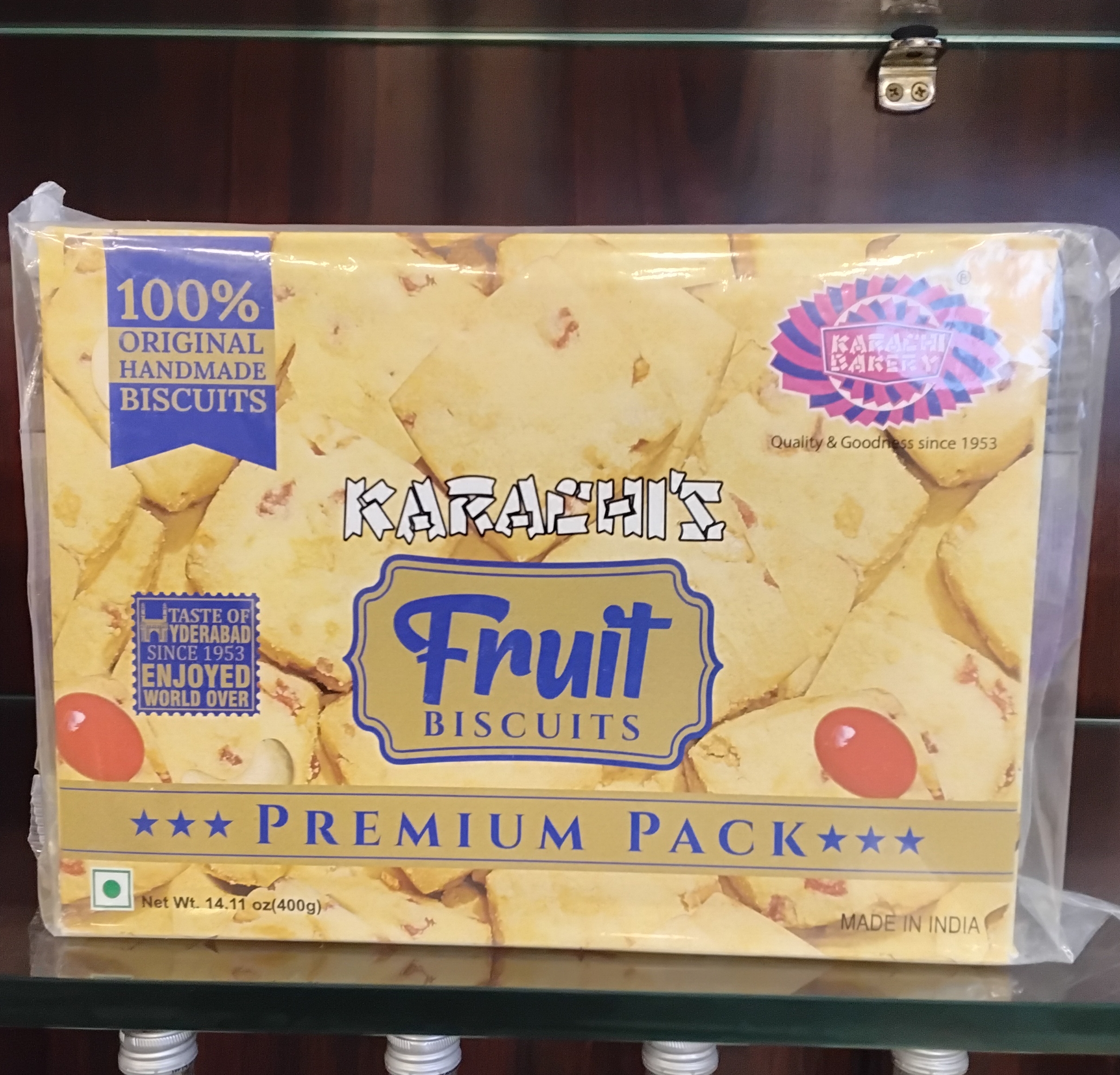 Karachis Fruit Biscuits 400g view 2