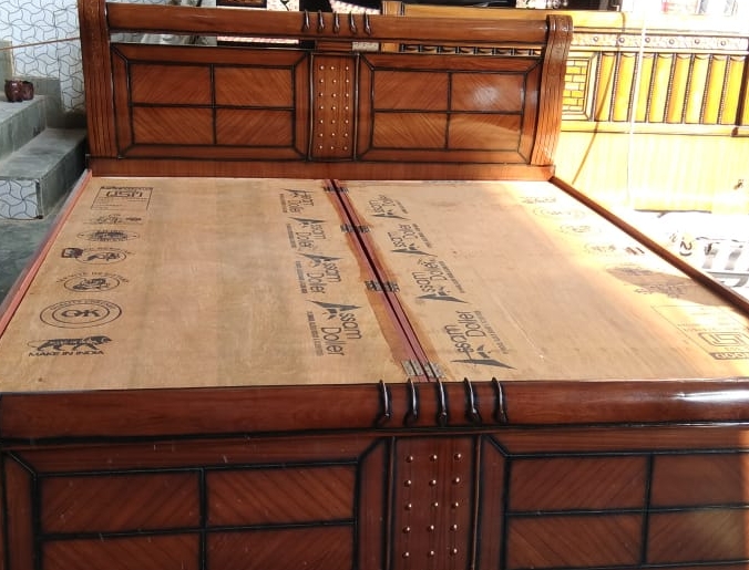 Classic Wooden Bed view 2