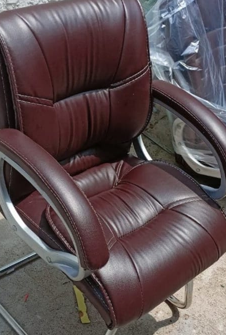 Leather Office Chair view 2