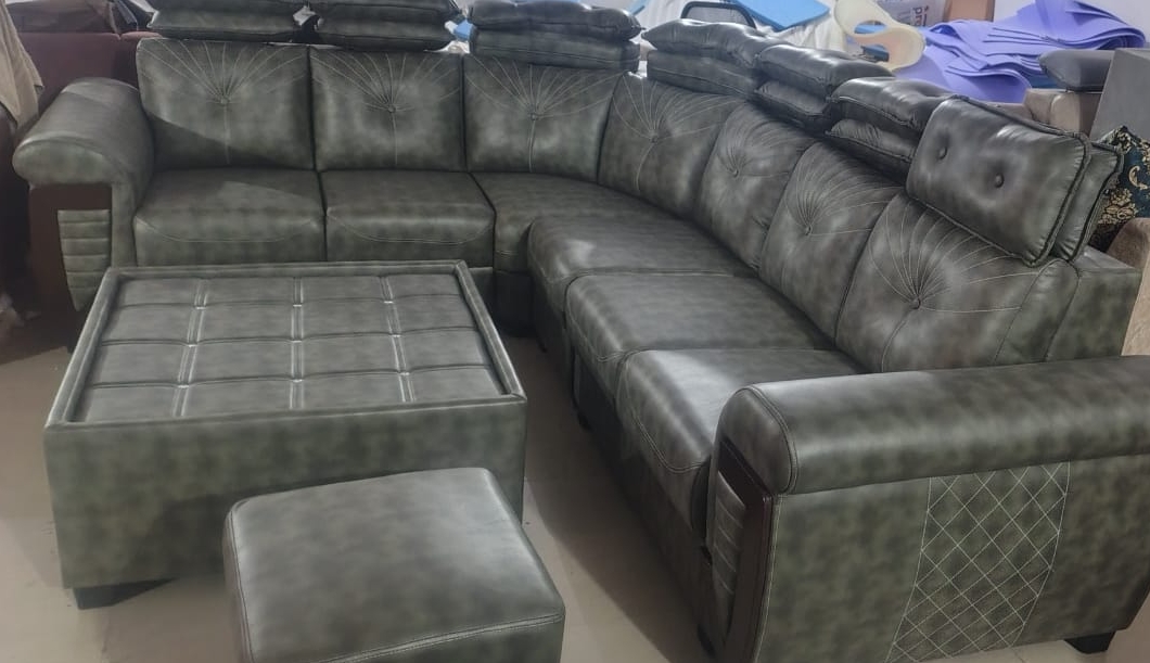 Luxurious Leather Sectional Sofa view 2