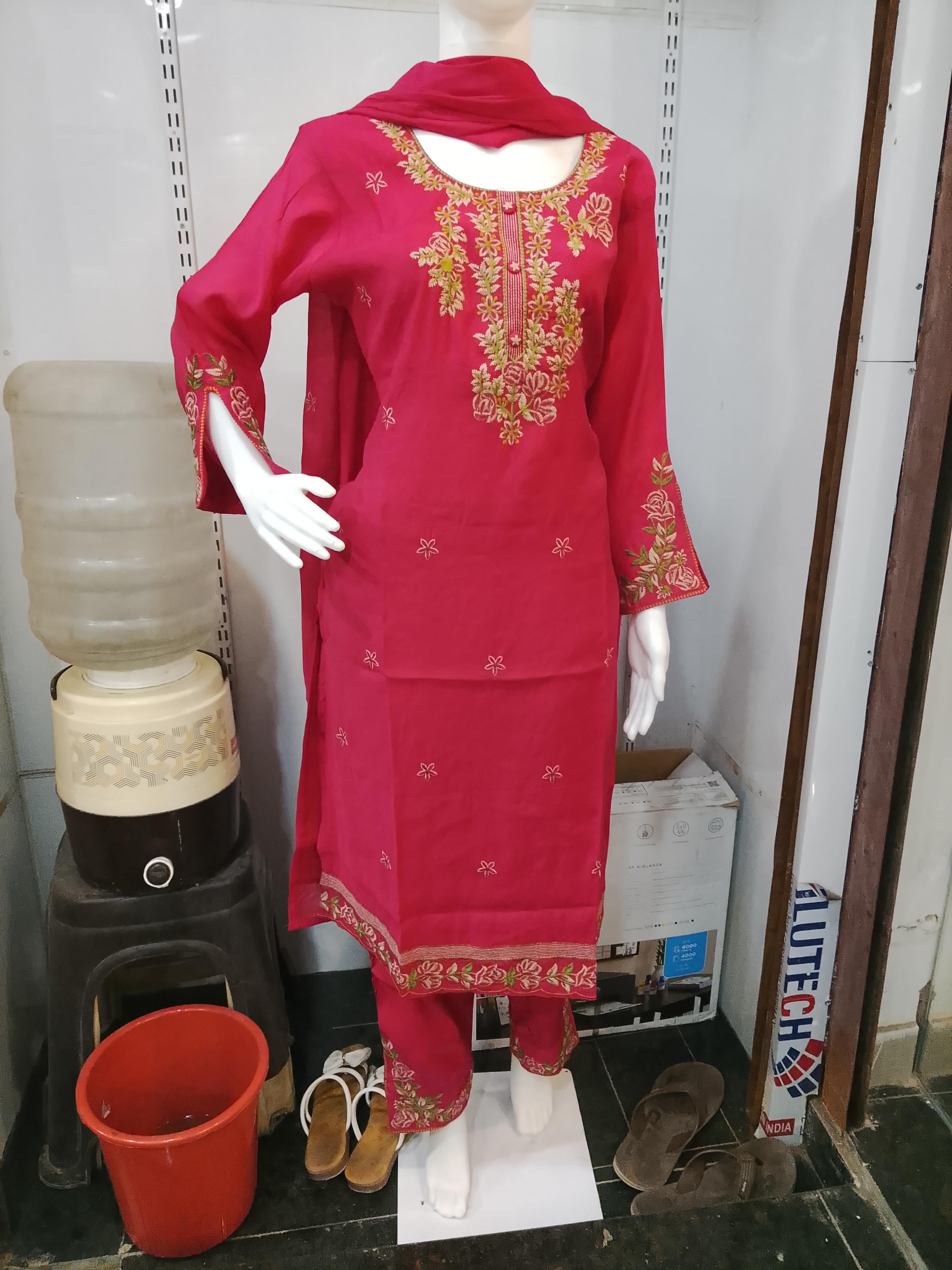Floral Embroidered Suit Set view 2