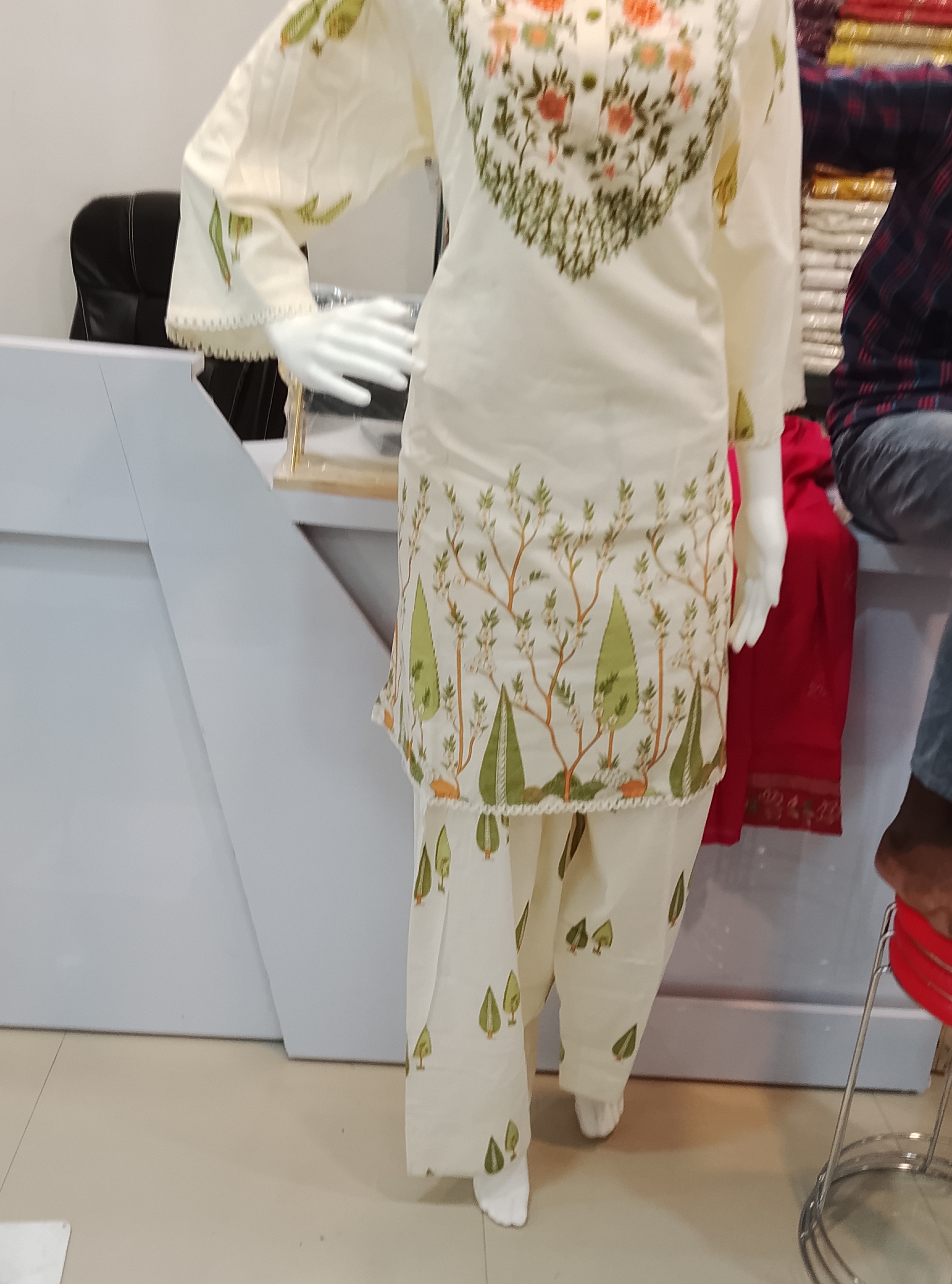 Floral Embroidered Kurta Set view 2