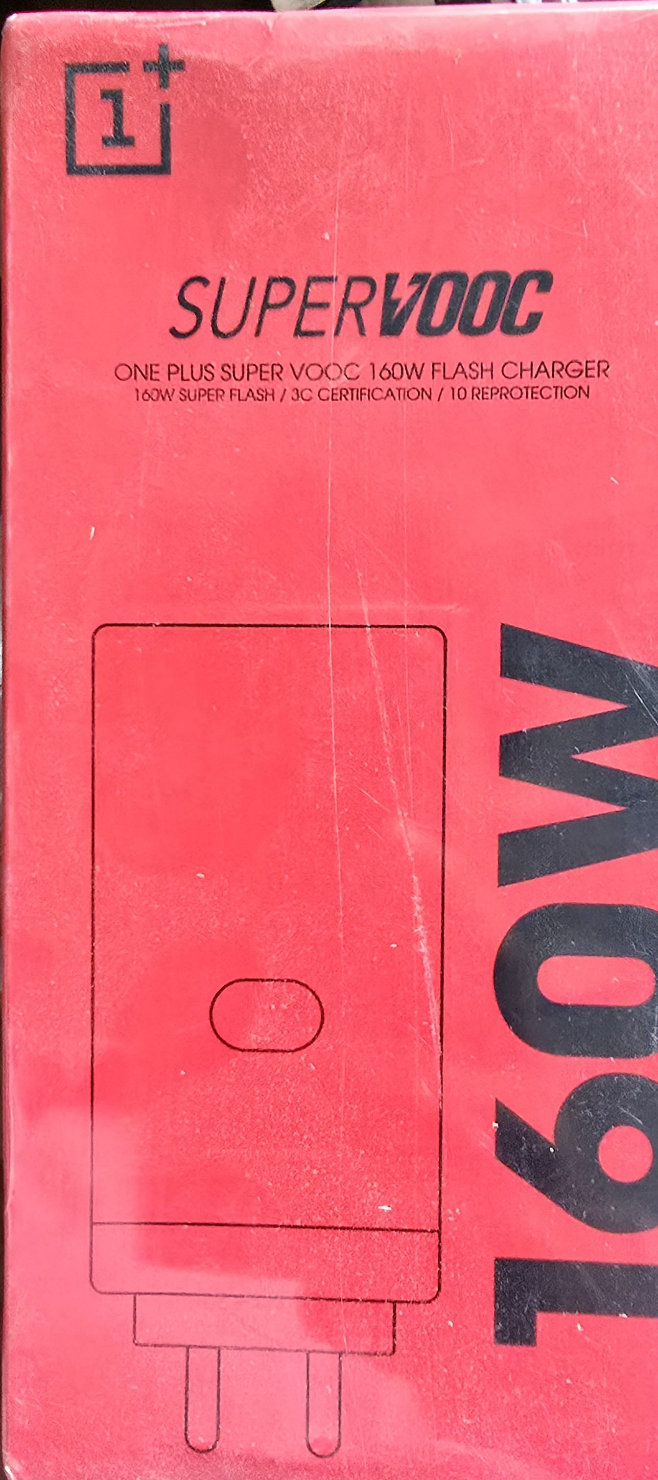 OnePlus SuperVOOC 160W Flash Charger view 2