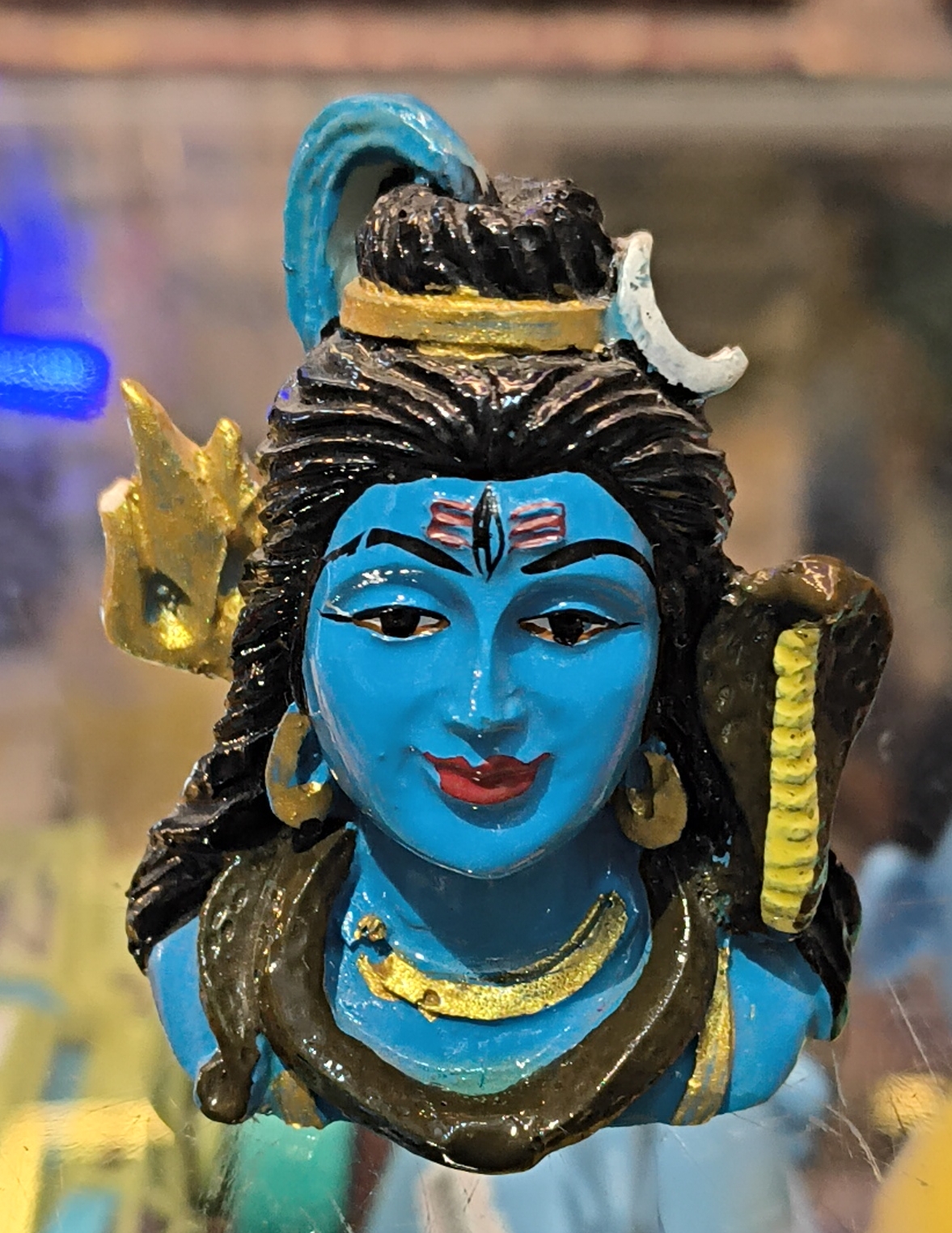Lord Shiva Bust Idol view 2