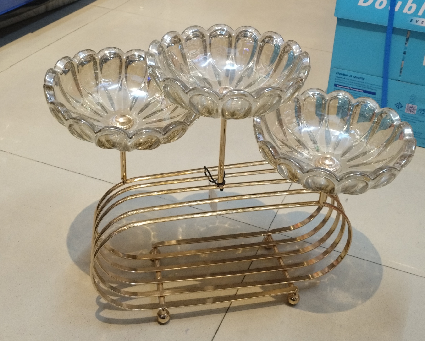 Rotatable Glass Fruit Stand view 2