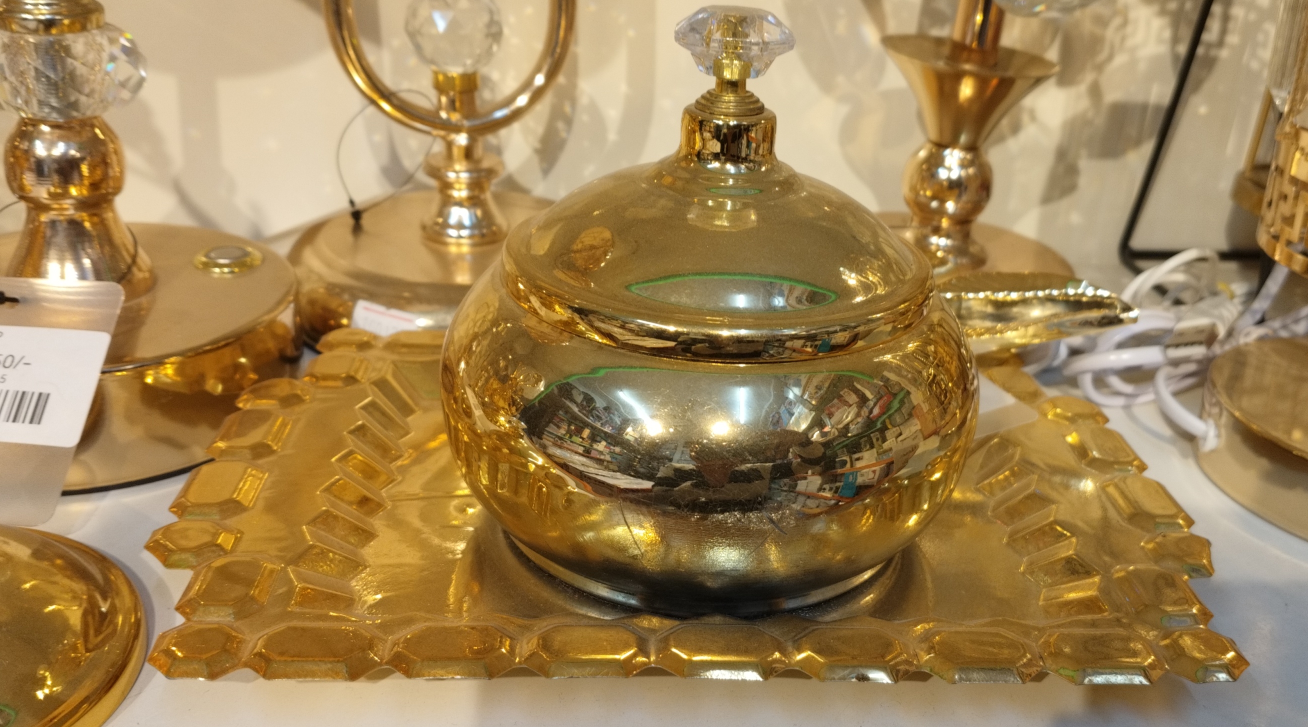 Golden Dry Fruit Box view 2
