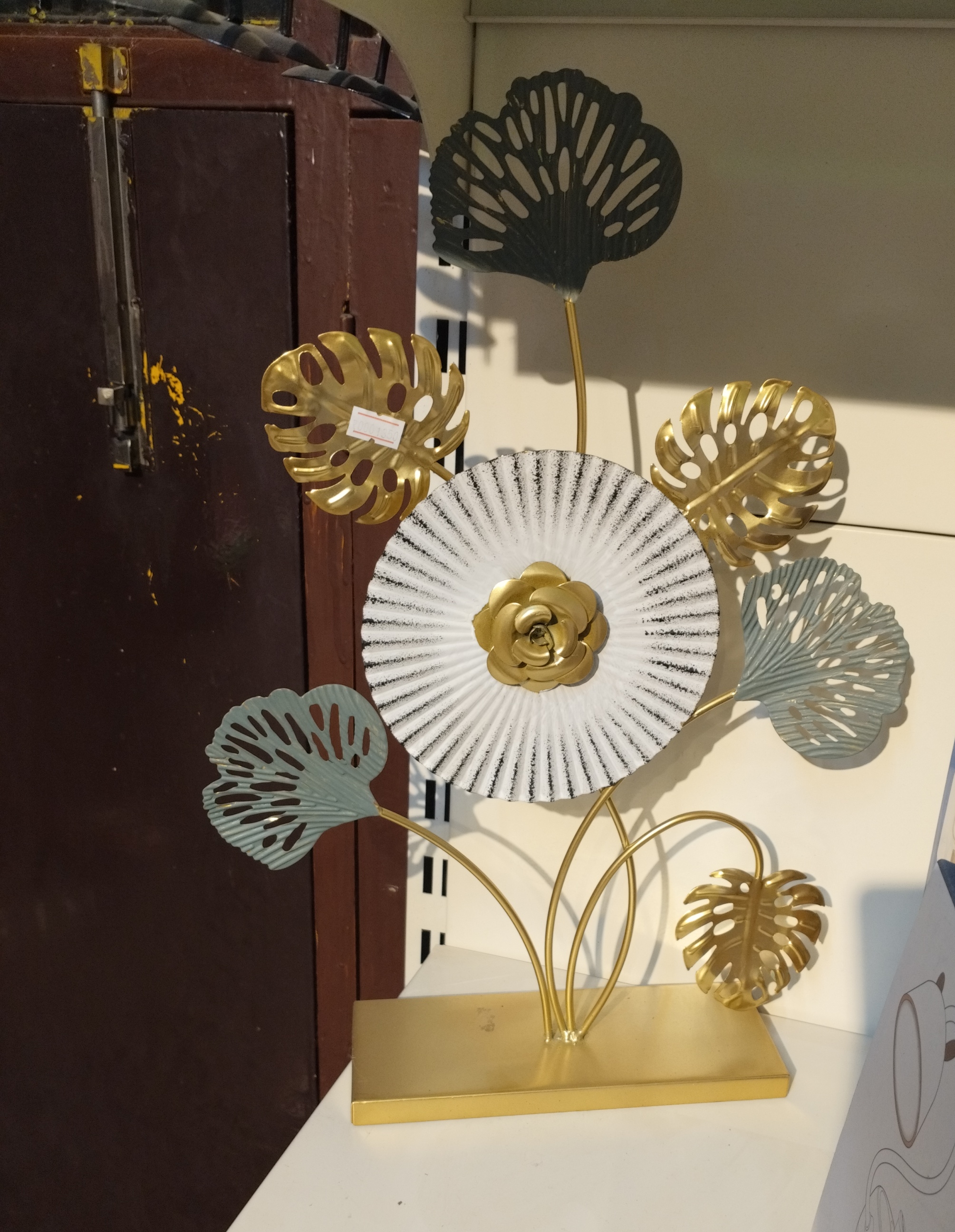 Decorative Metal Flower Arrangement view 2