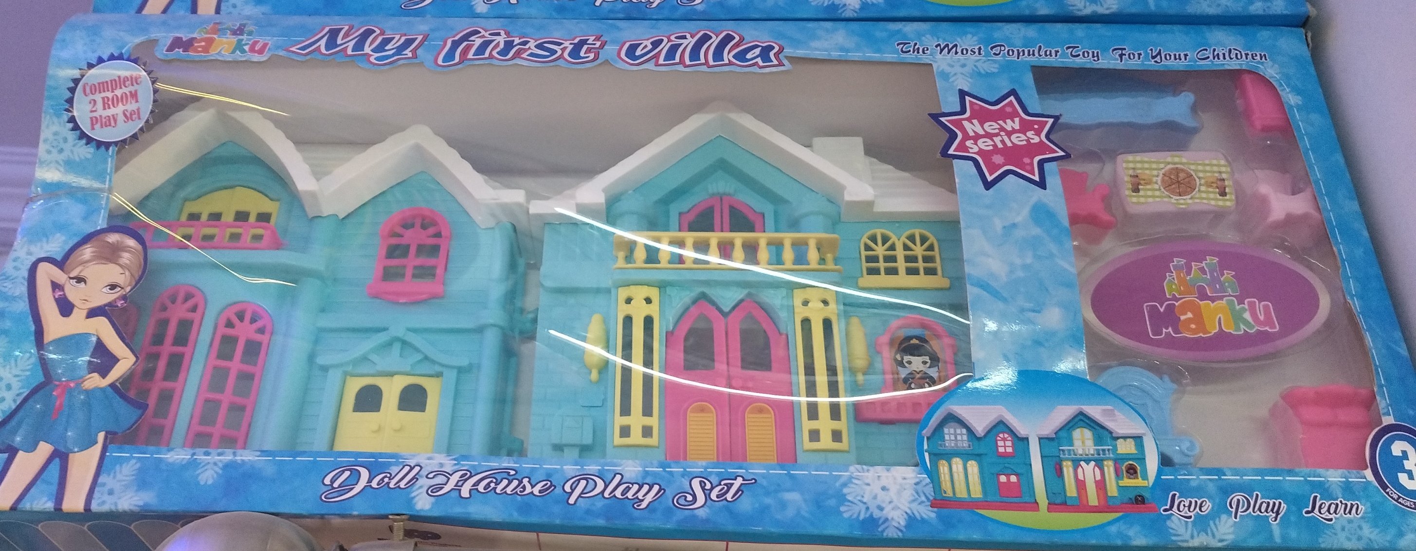 My First Villa Doll House Play Set view 2