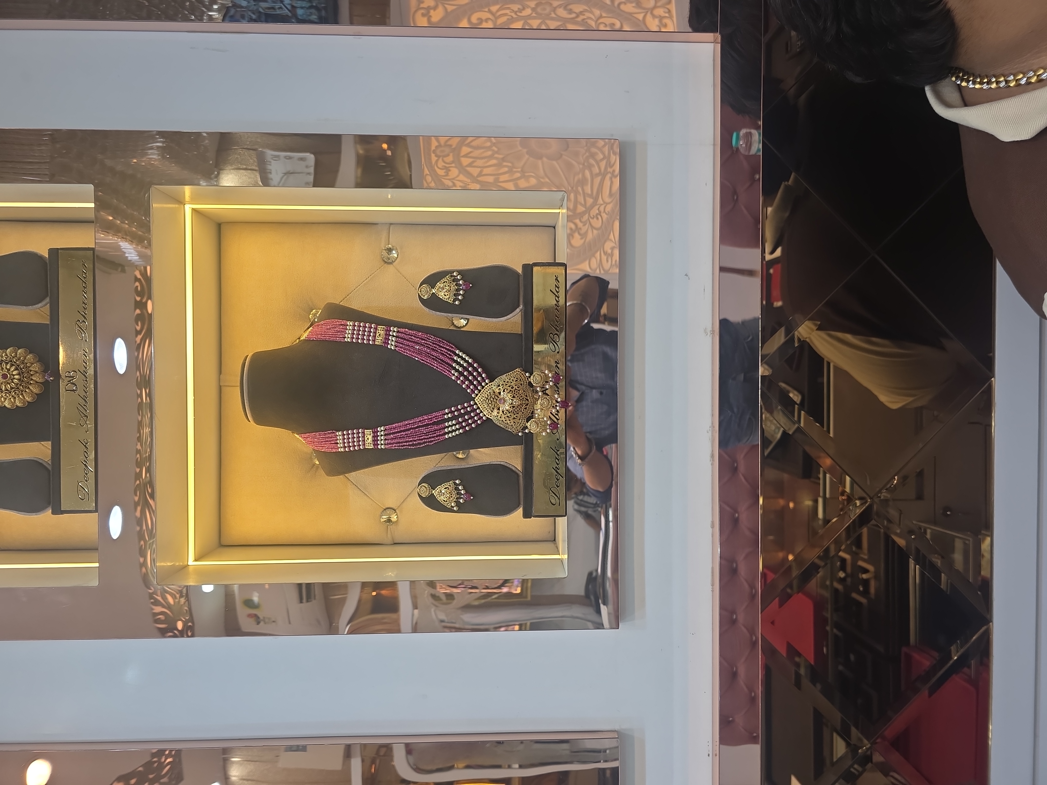 Deepak Kundan Necklace Set view 2