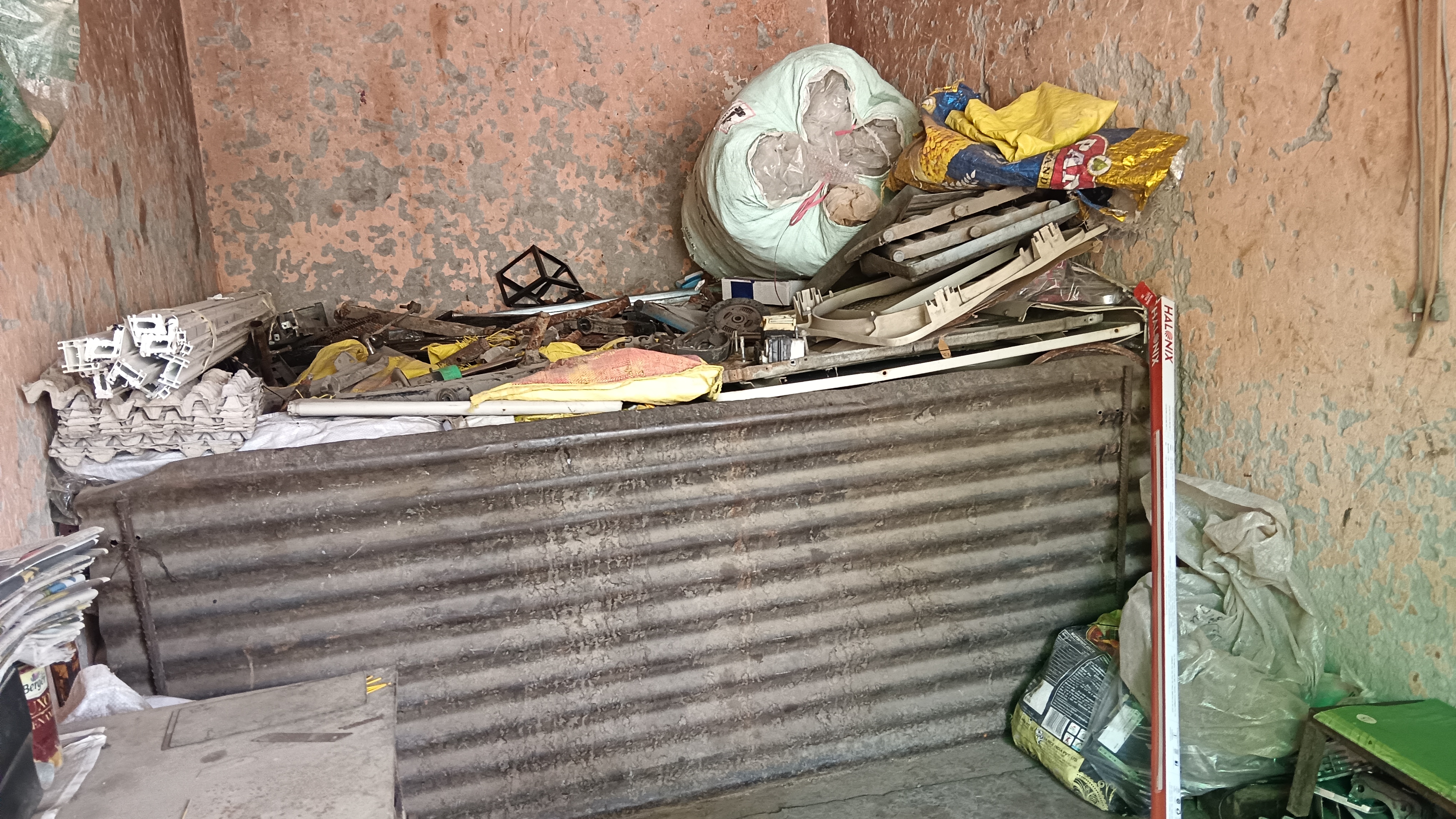 Scrap Delear view 2