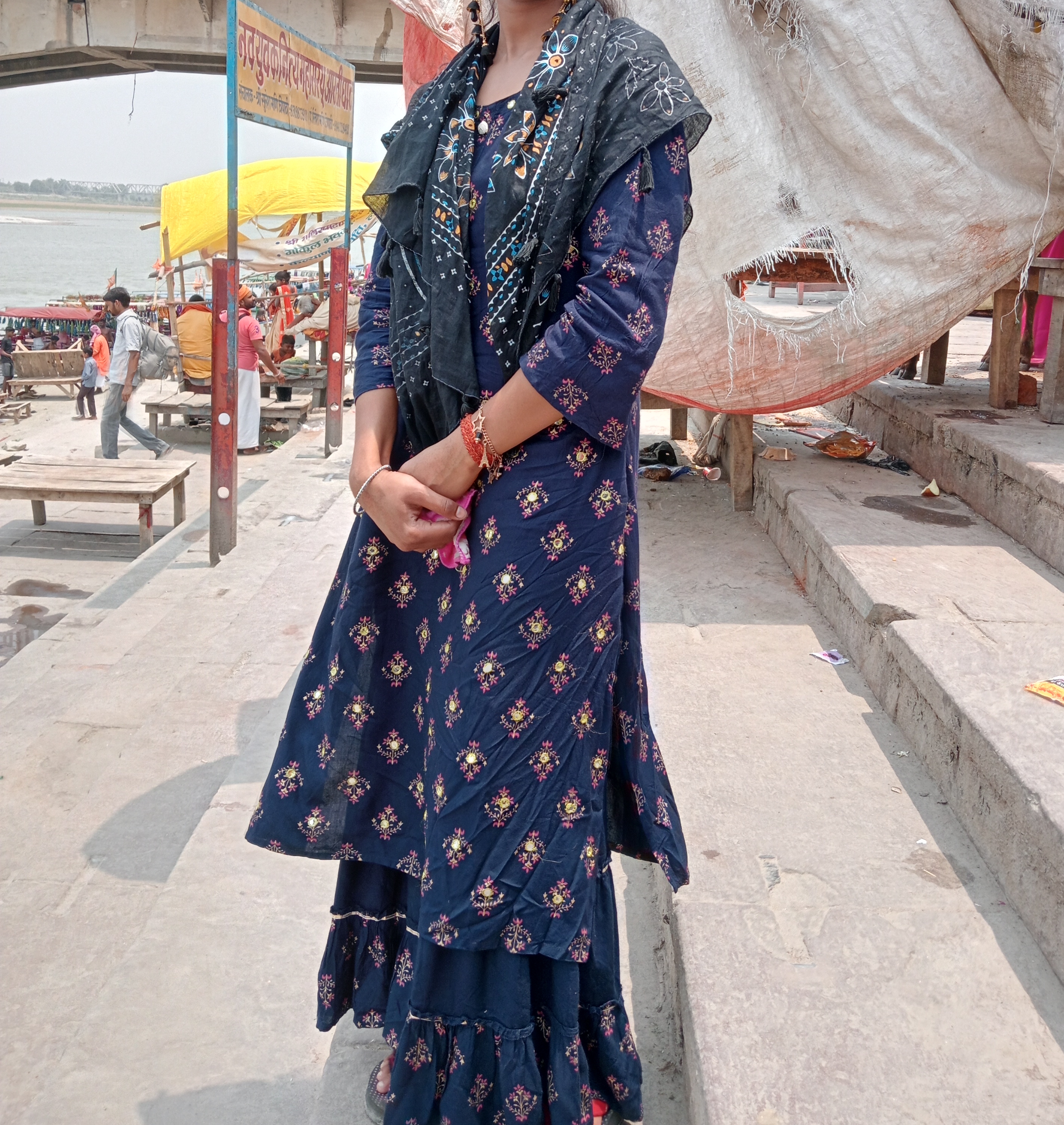 Ethnic Embroidered Kurti Set view 2
