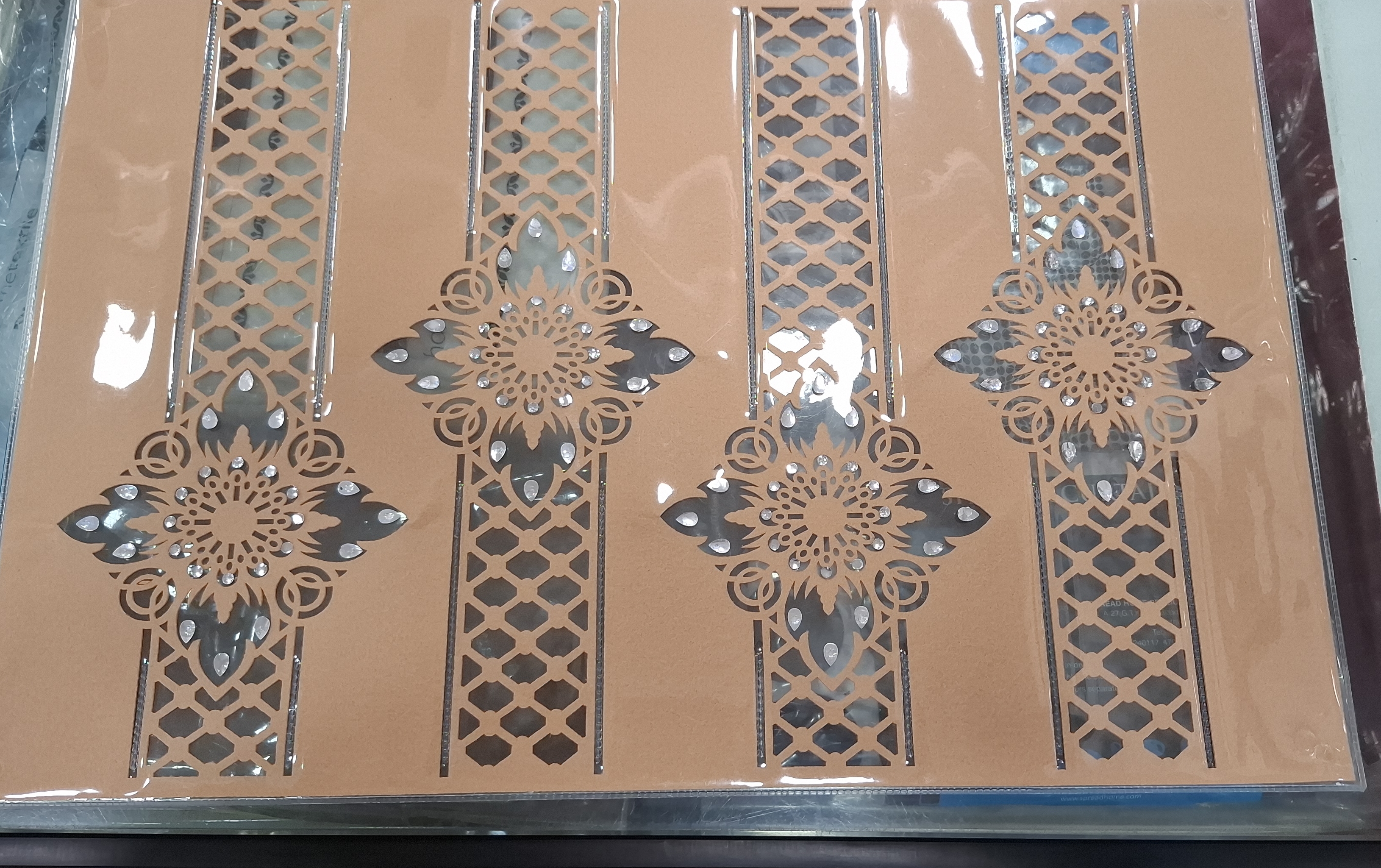 Elegant Floral Dining Table Mat view 2