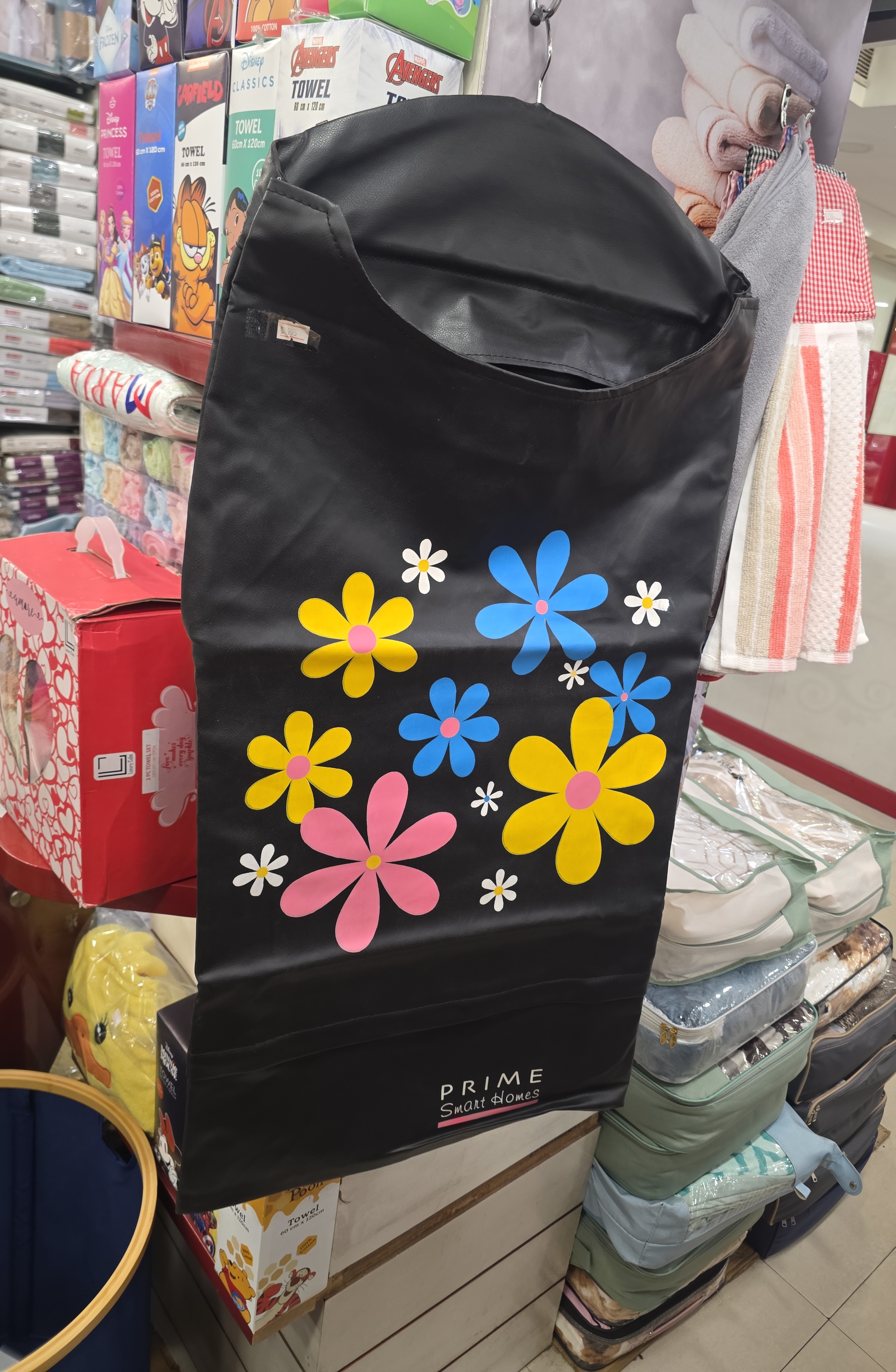 Prime Smart Homes Hanging Laundry Bag view 2