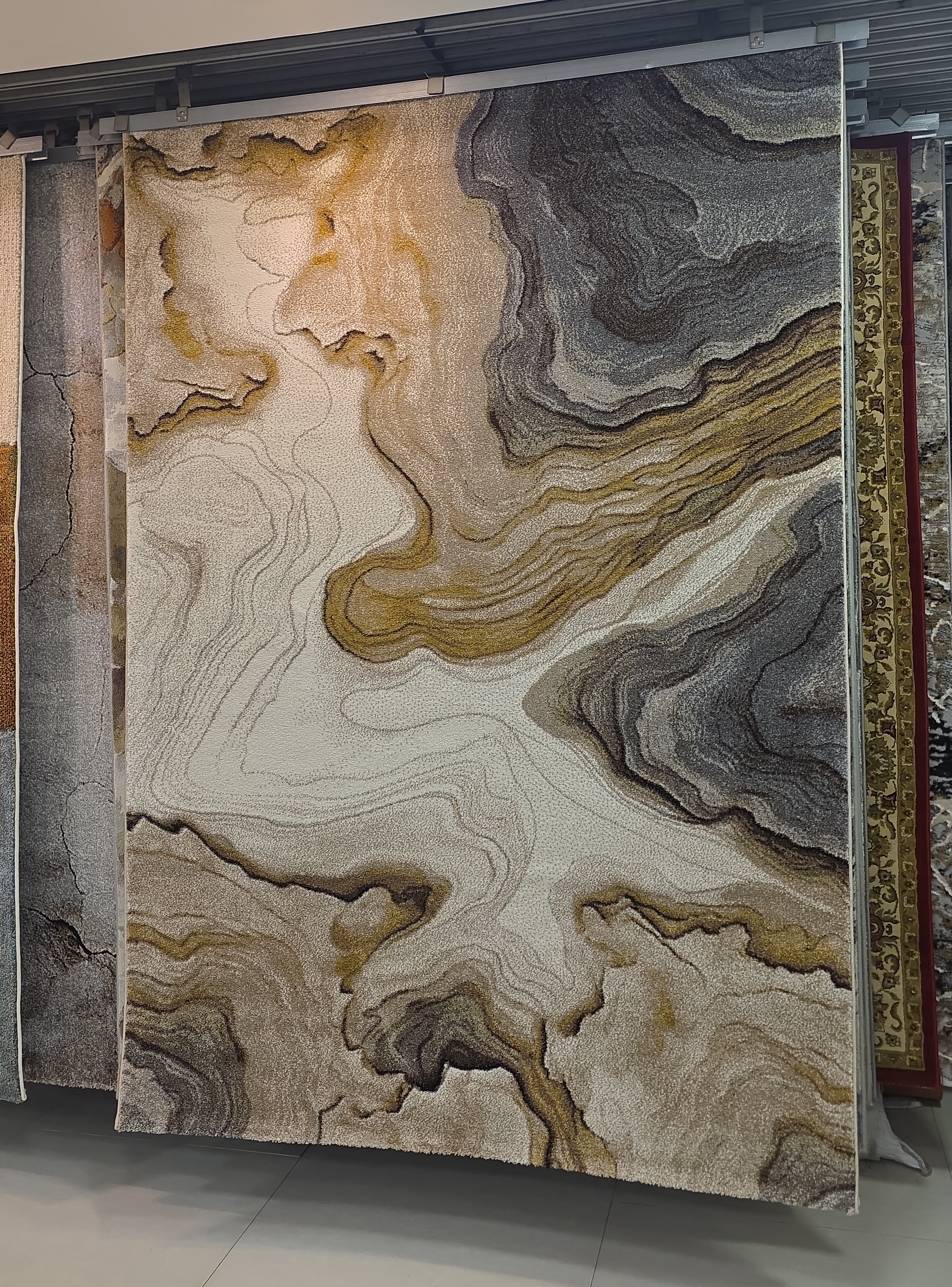 Luxury Marble Pattern Rug view 2