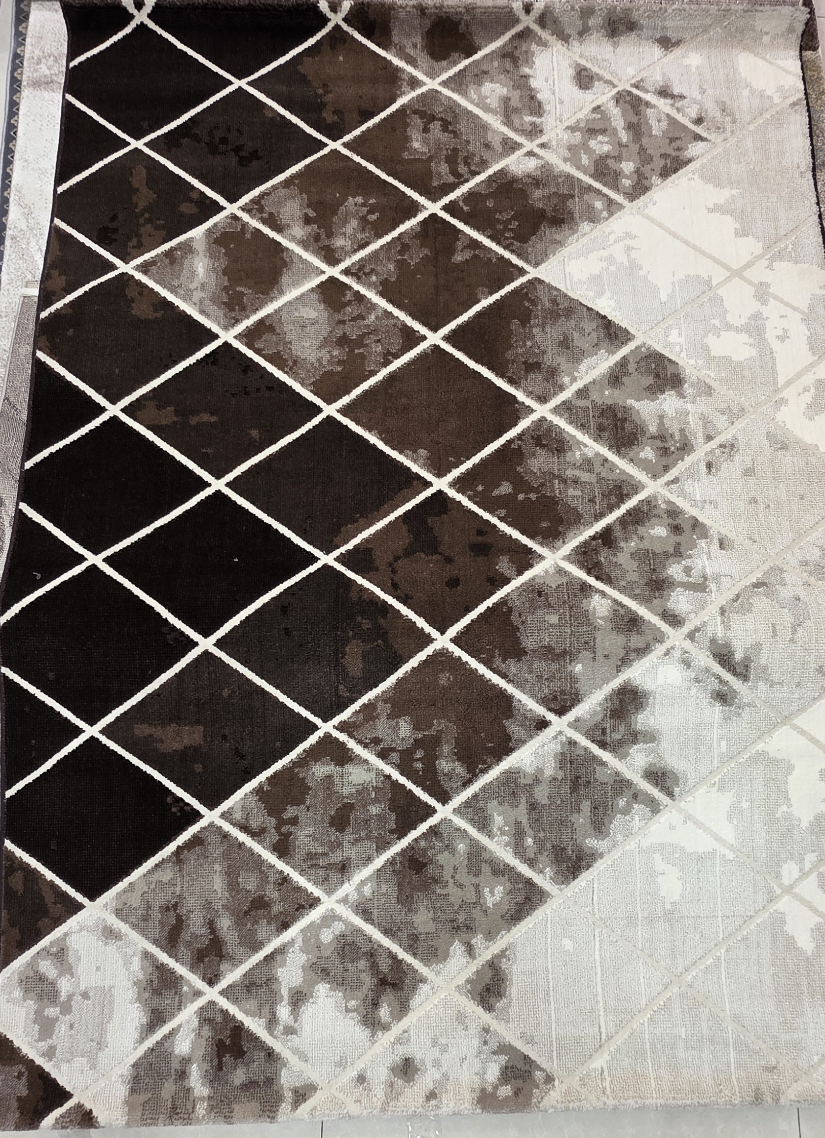 Geometric Design Rug view 2