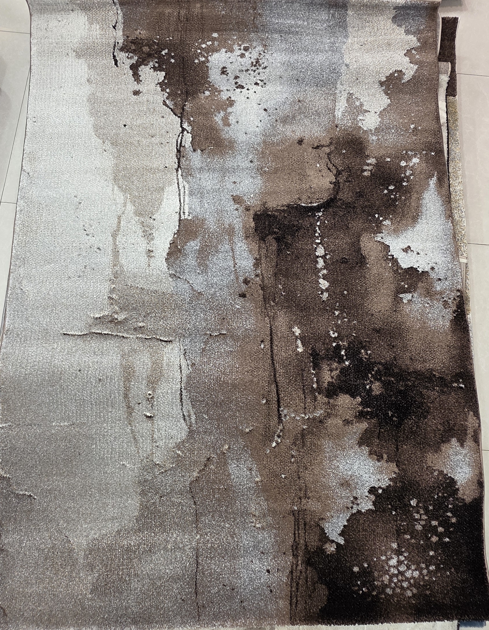 Stylish Area Rug view 2