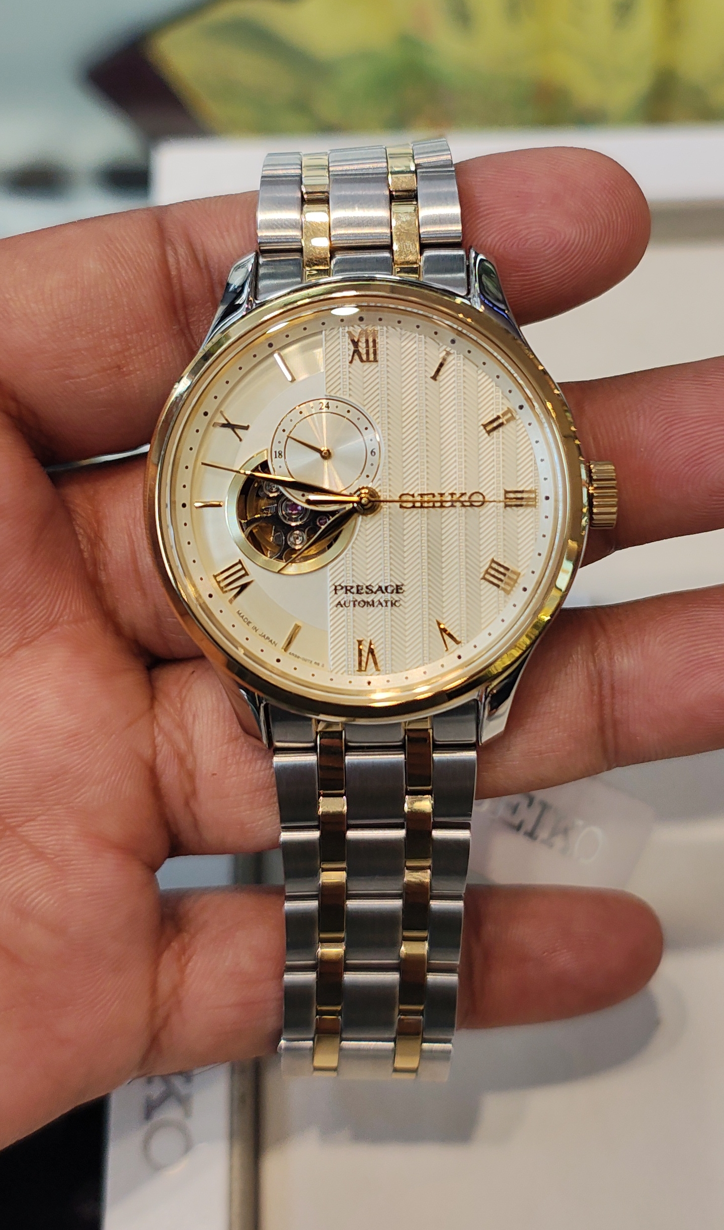 Seiko Presage SSA464J1 view 6