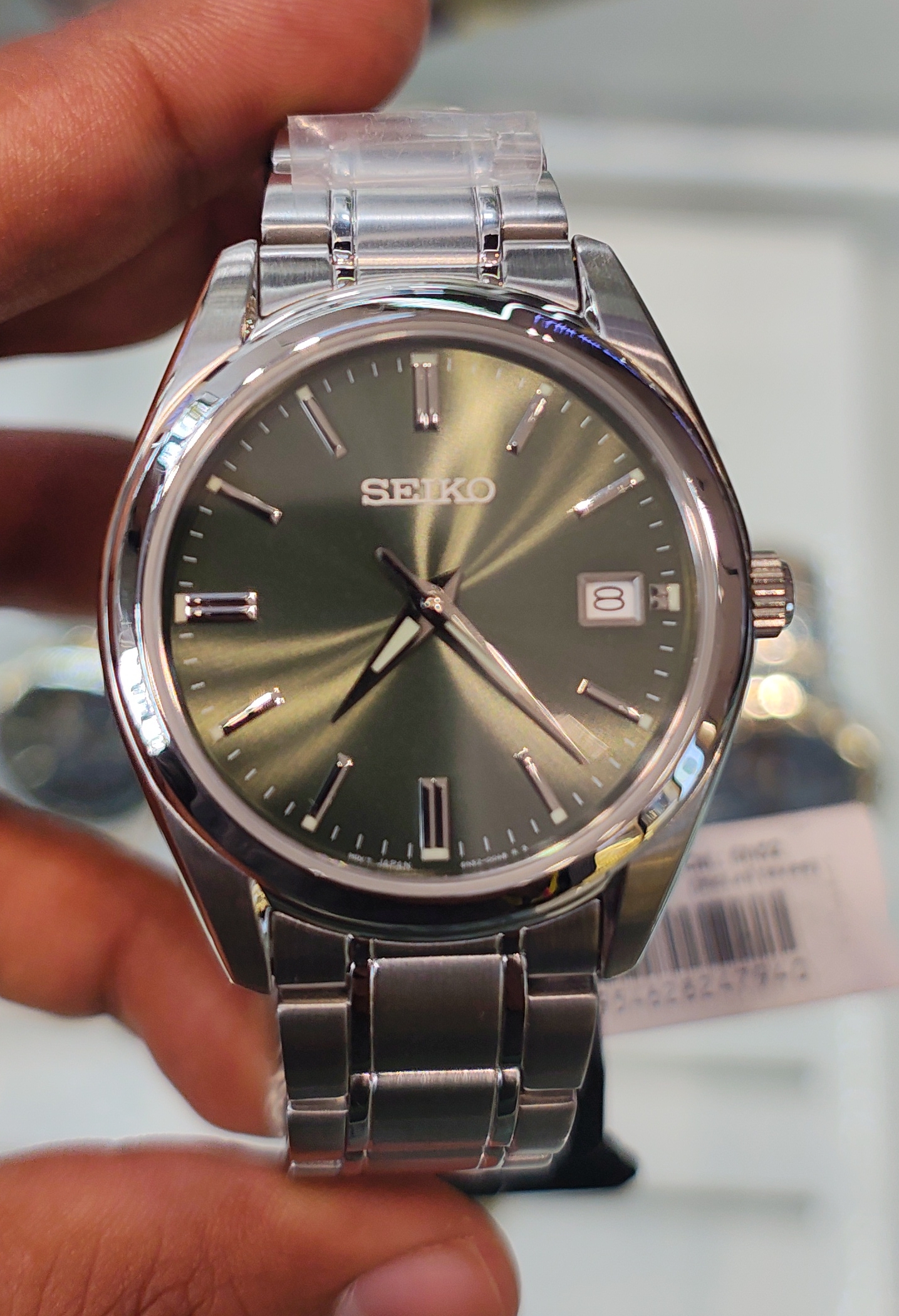 Seiko Green Dial SUR527P1 view 5