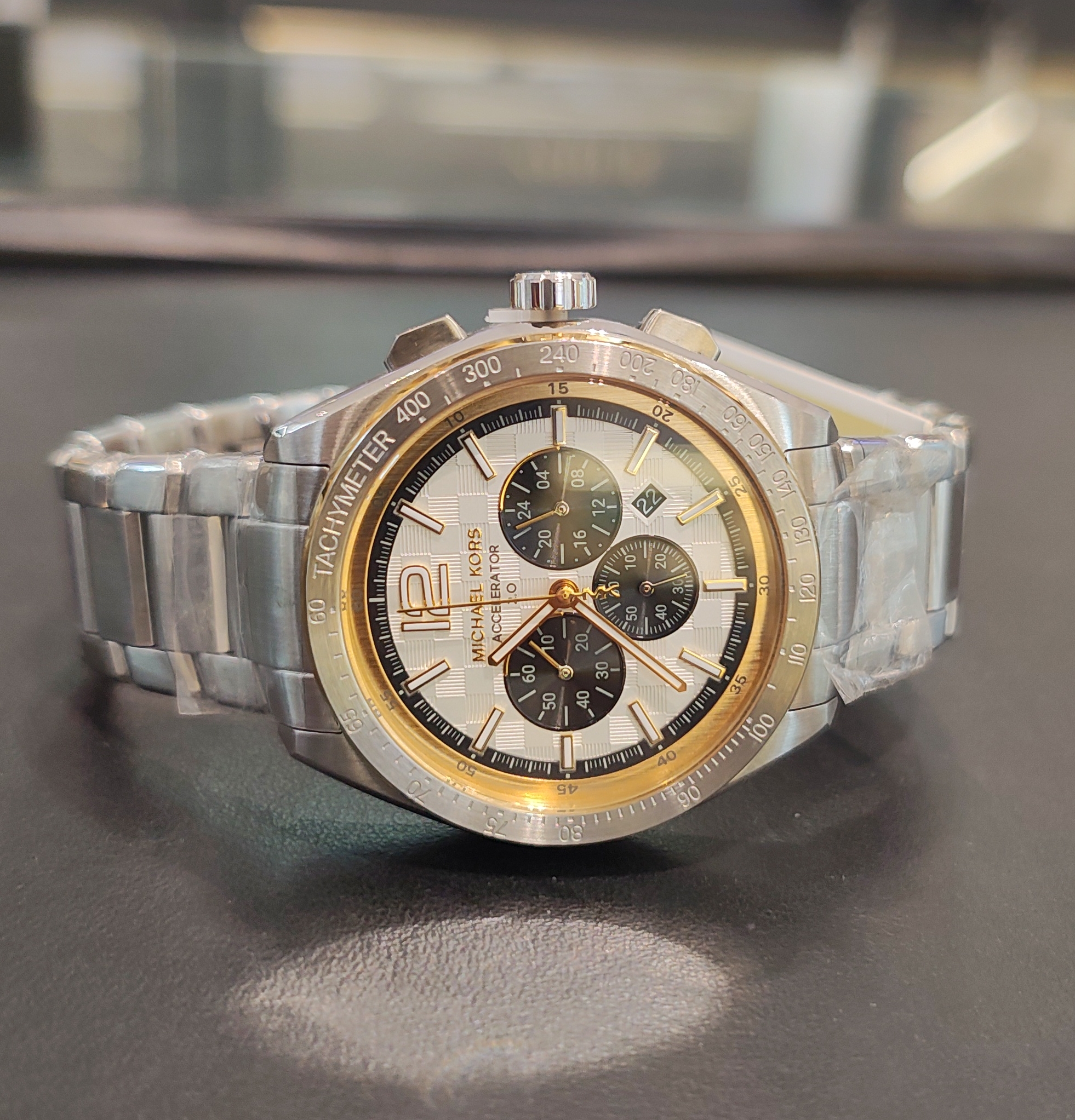 Michael Kors MK9188 view 4