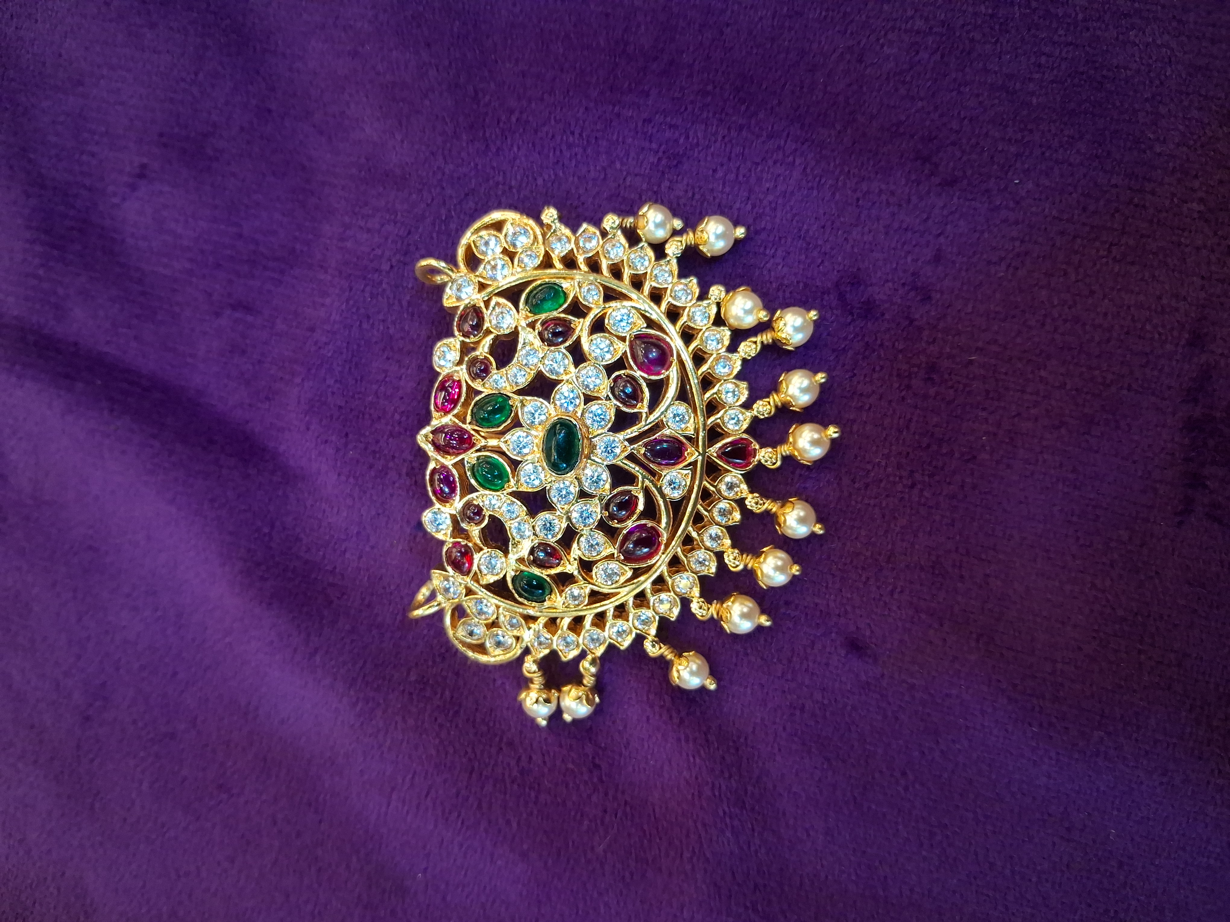 Decorative Gold Pendant view 3