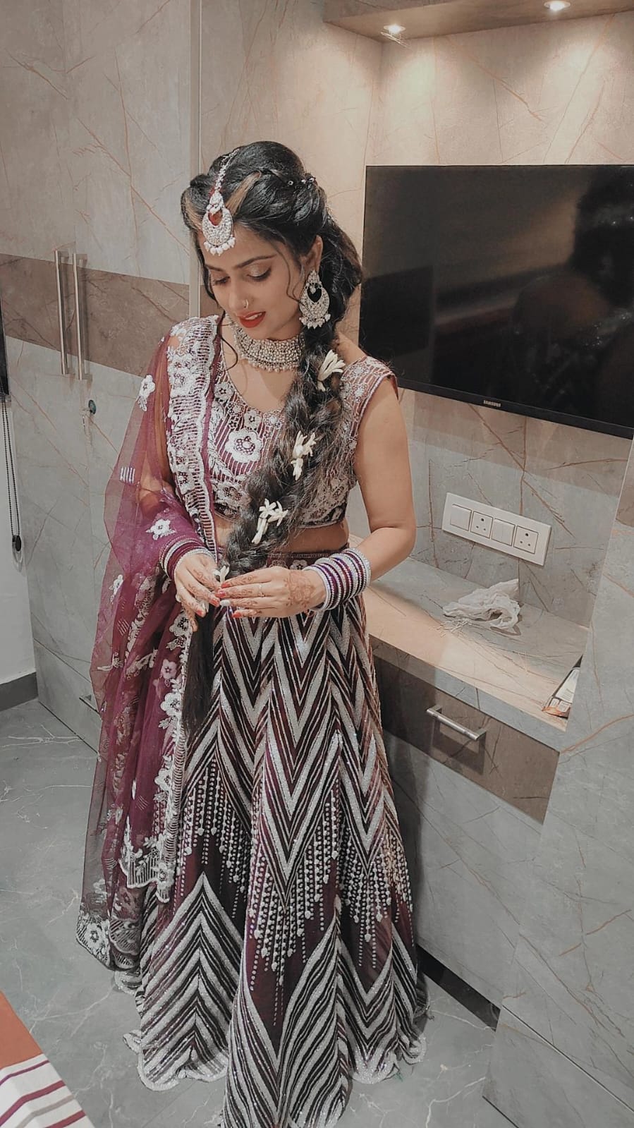 Gumi Huyi Traditional Wedding Attire view 2