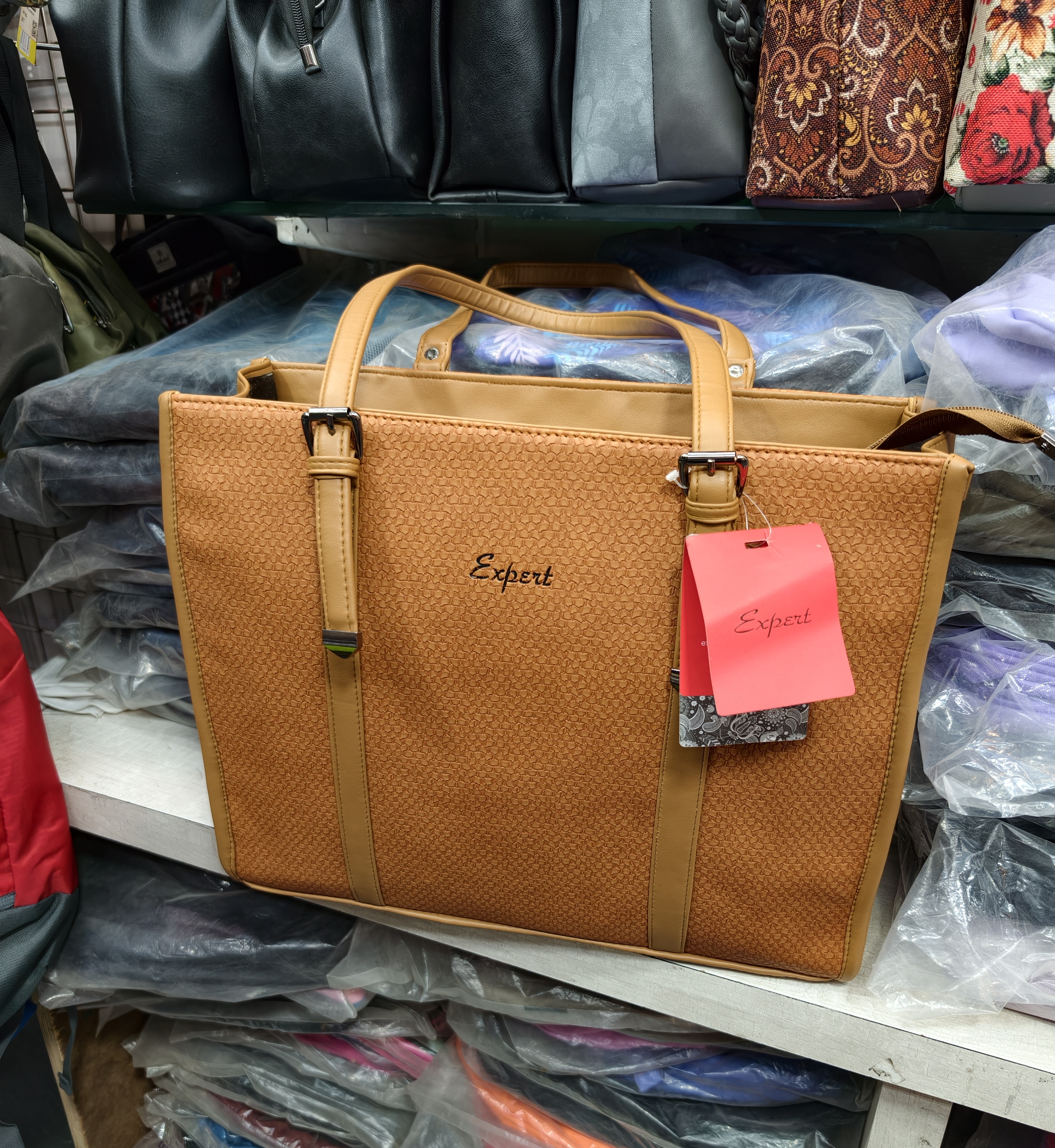 Expert Handbag Laptop view 2