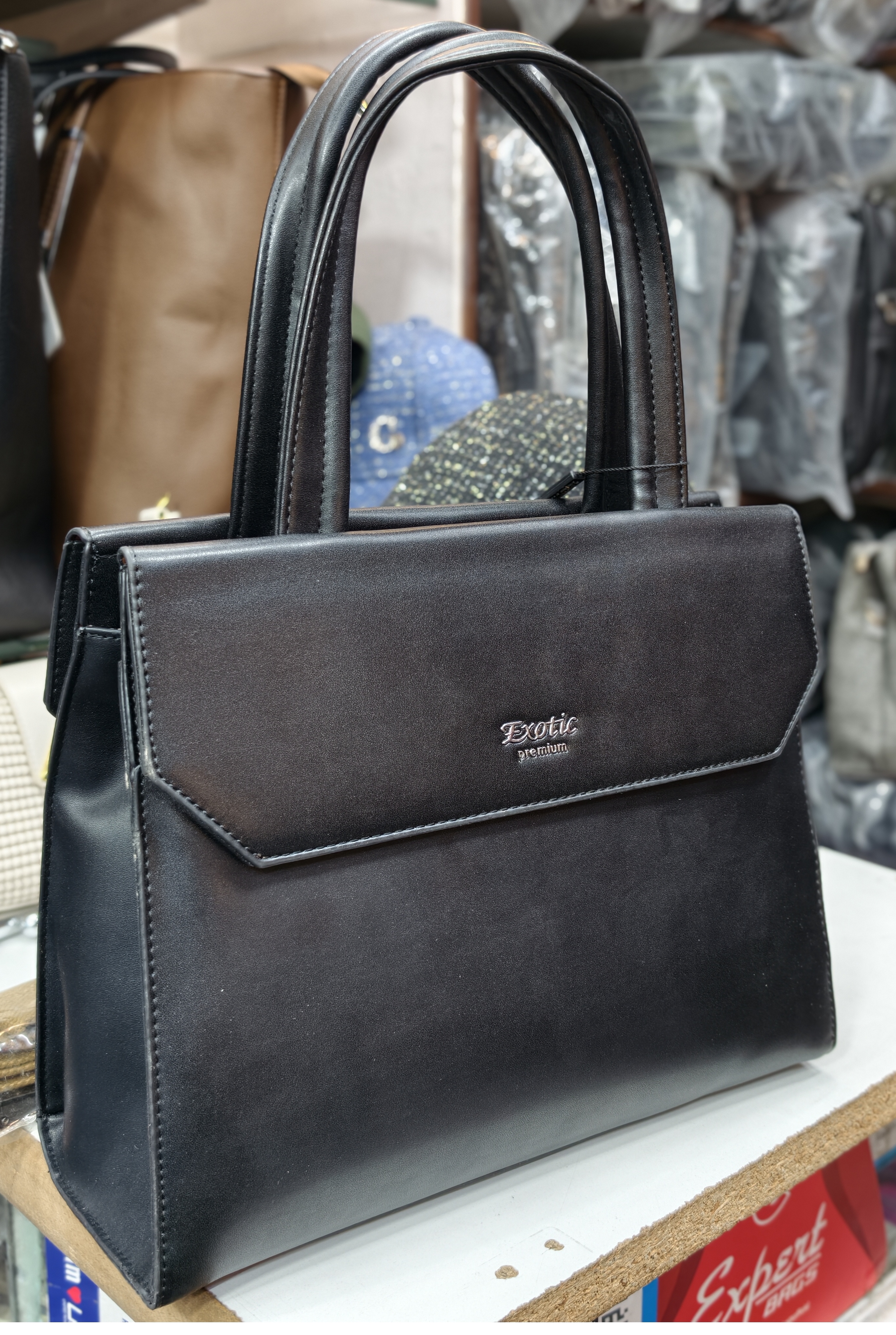 Exotic Premium Handbag Black view 2