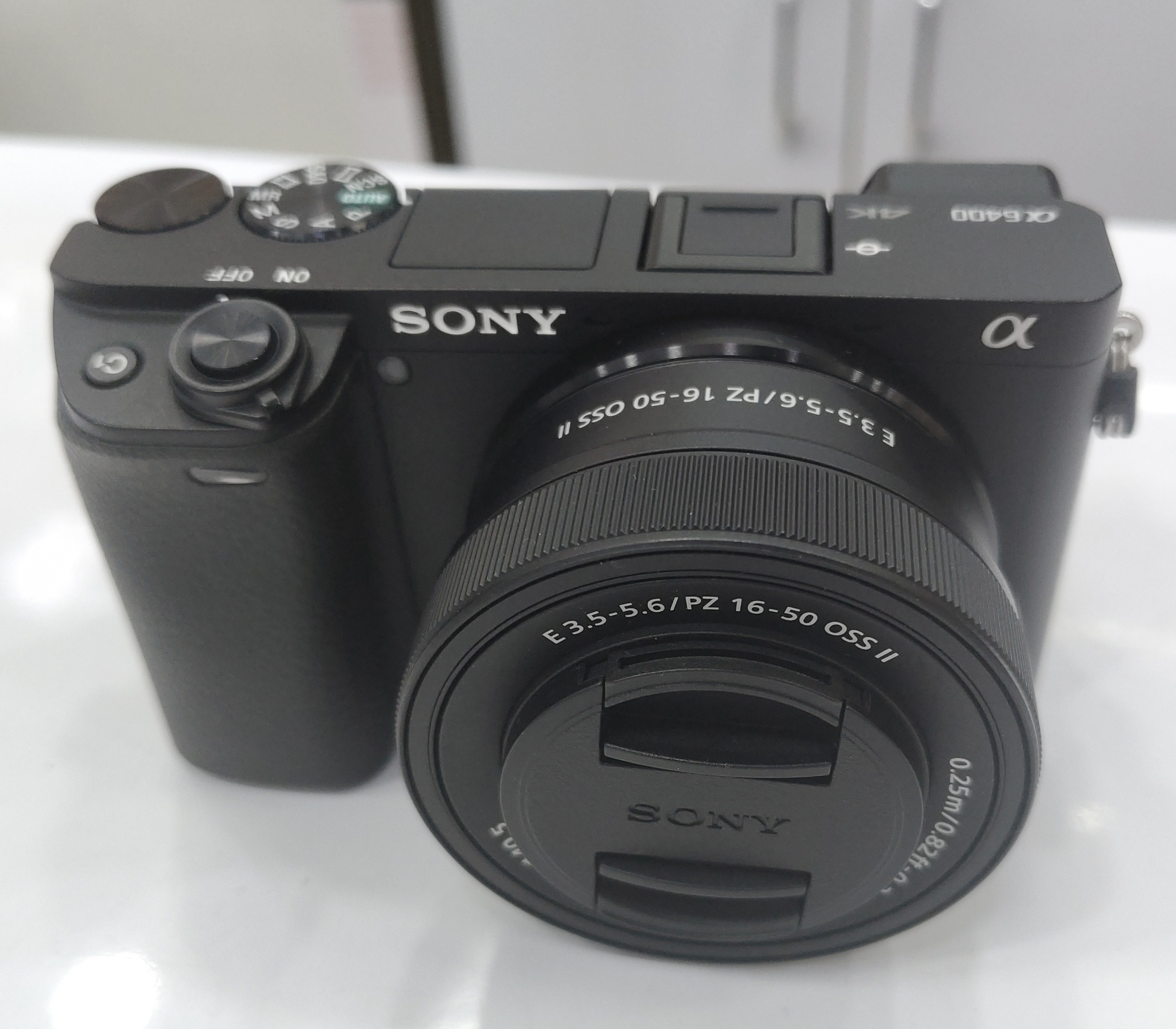 Sony Alpha a6400 .. view 2