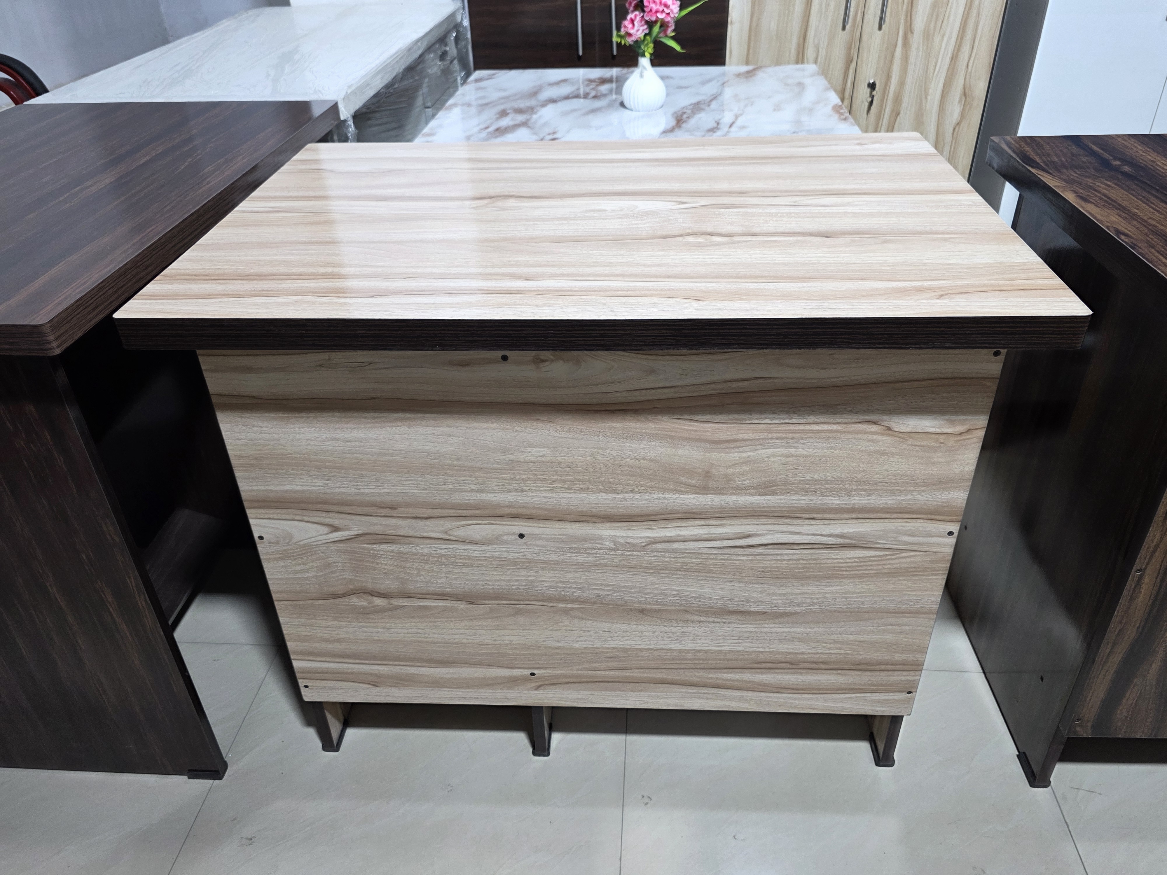 Wooden Counter Table 3x2 Feet view 2
