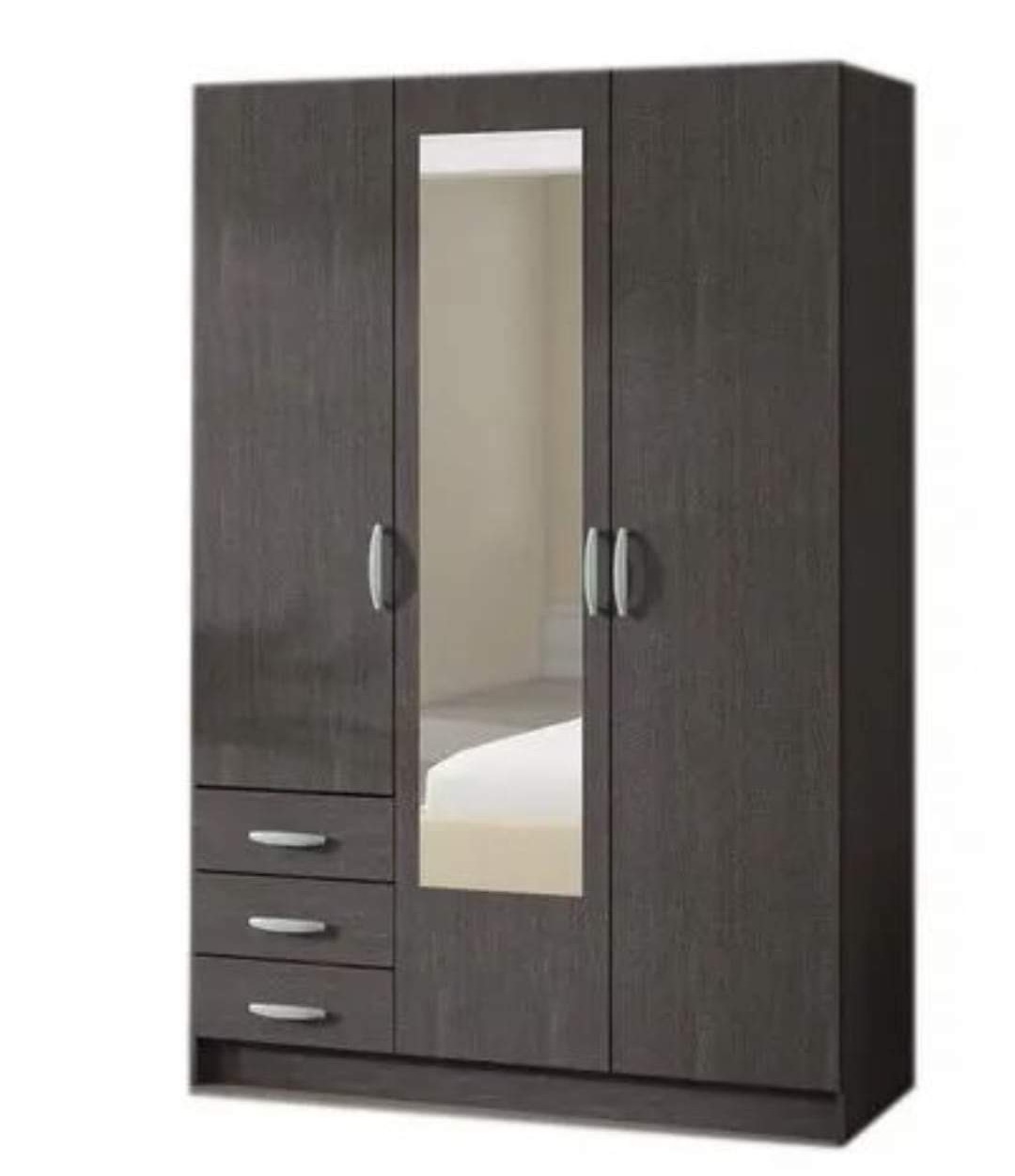 Classic Mirrored Wardrobe view 2