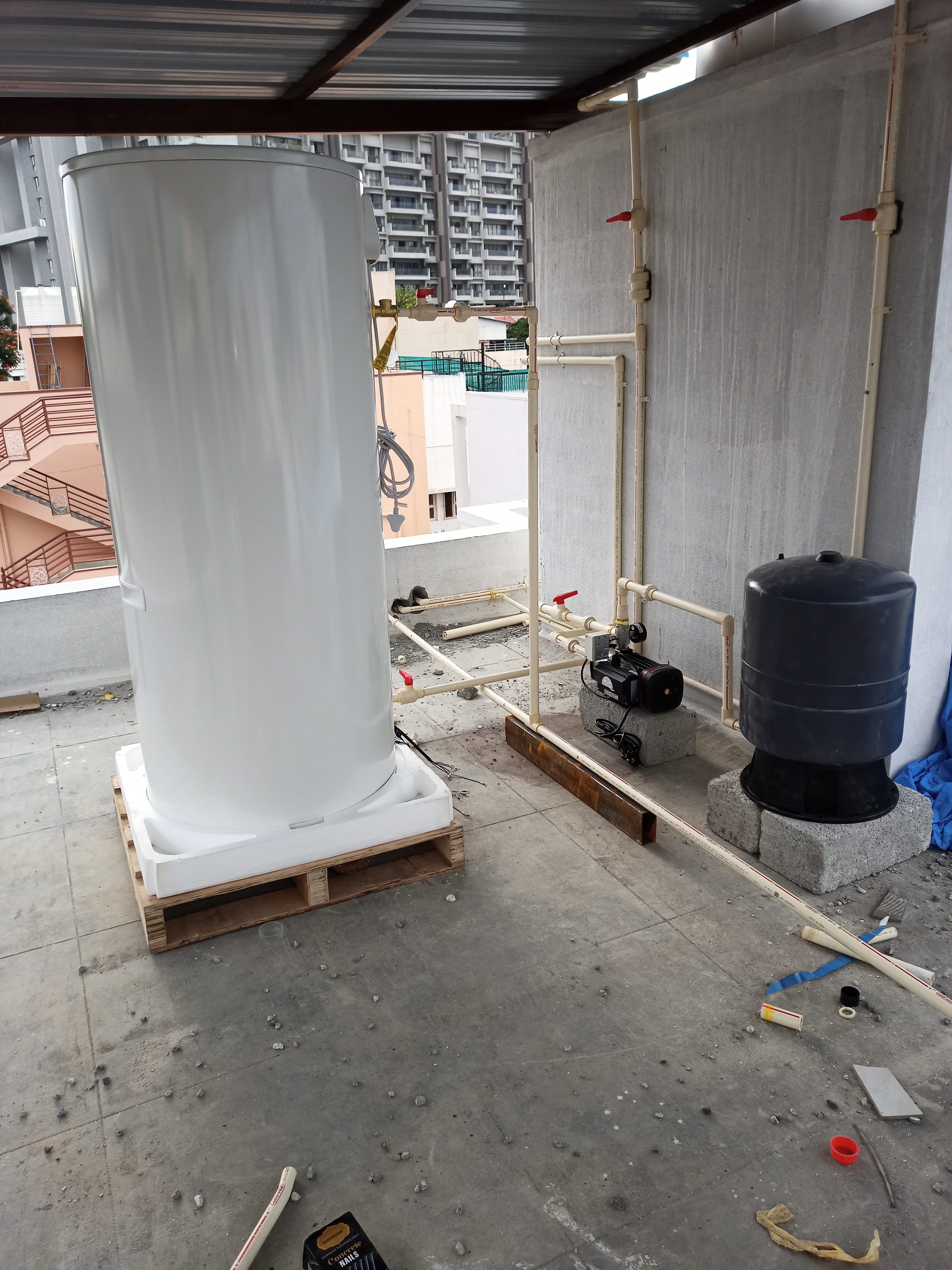 Large Capacity Water Heater view 2
